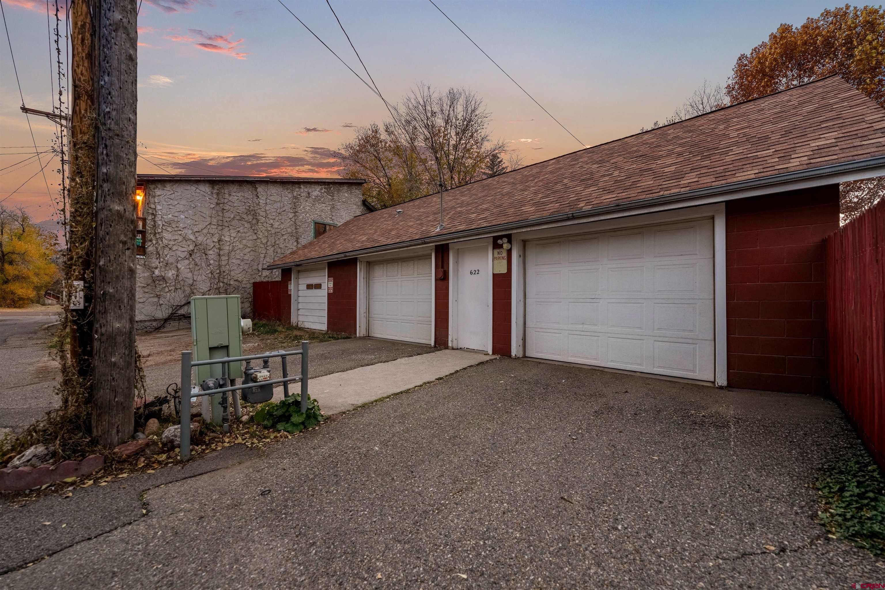Durango, Colorado, 81301, United States, 4 Bedrooms Bedrooms, ,2 BathroomsBathrooms,Residential,Active,1993608