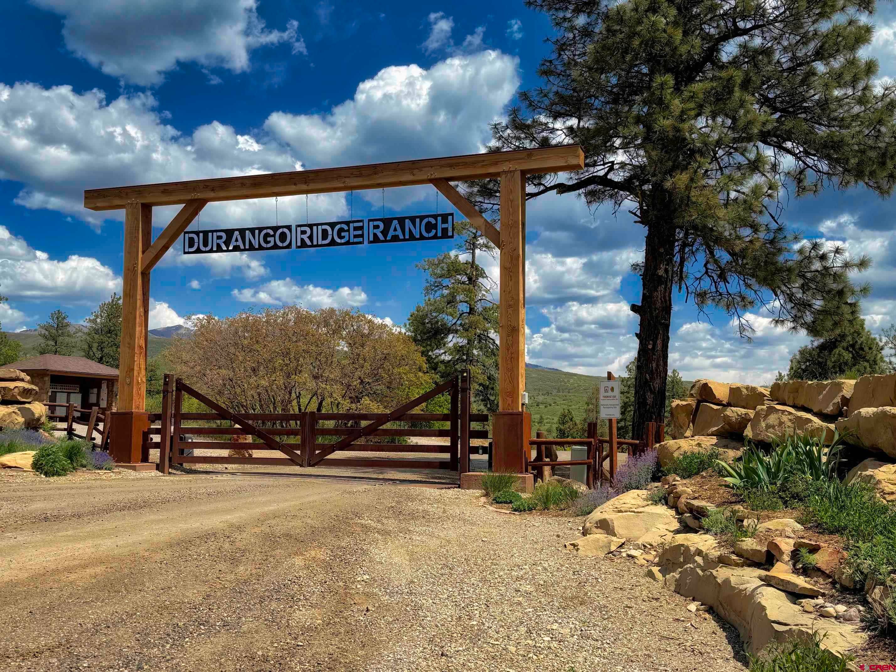 Durango, Colorado, 81301, United States, ,5 BathroomsBathrooms,Residential,Active,1824545