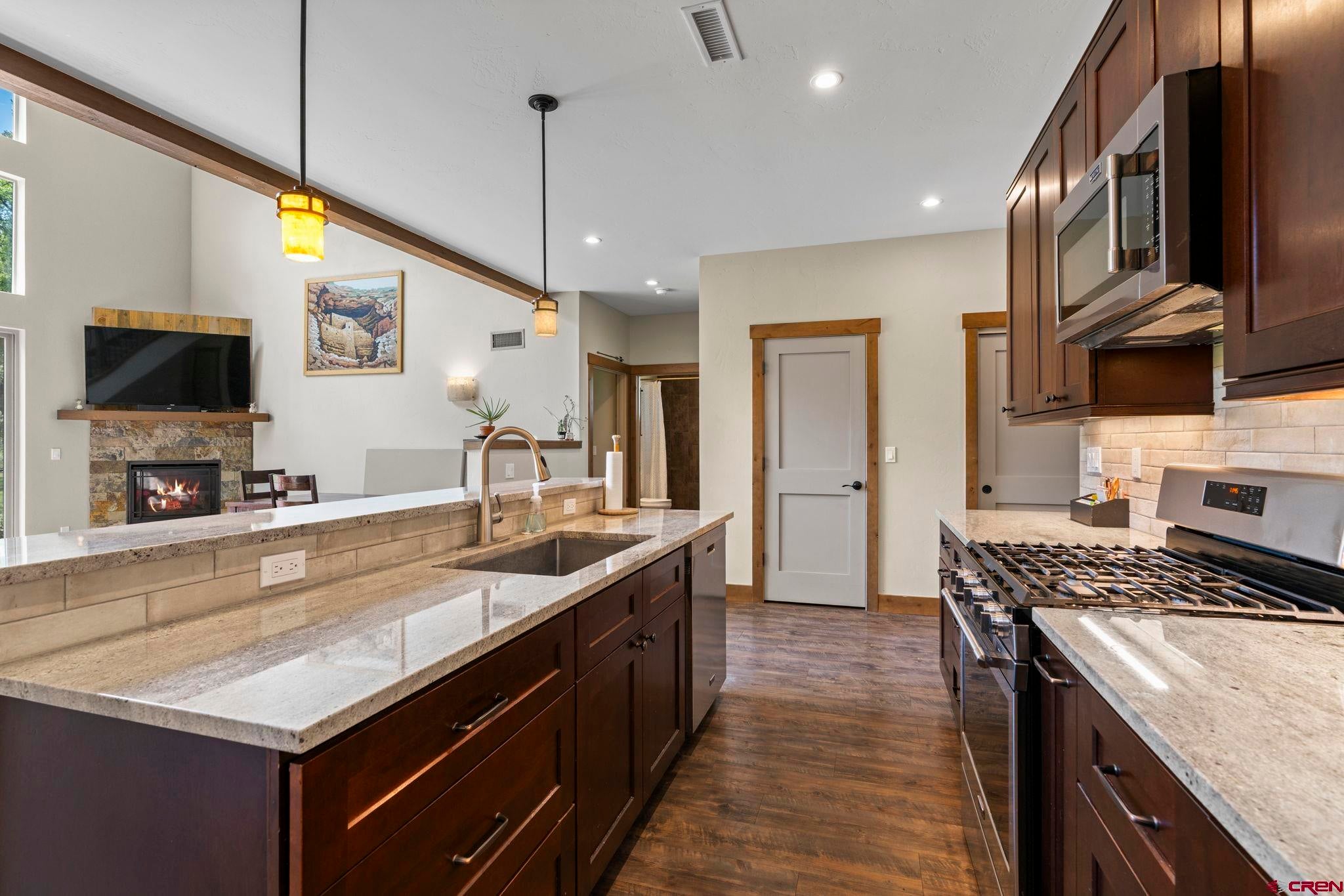 Durango, Colorado, 81301, United States, 3 Bedrooms Bedrooms, ,2 BathroomsBathrooms,Residential,Active,1920219