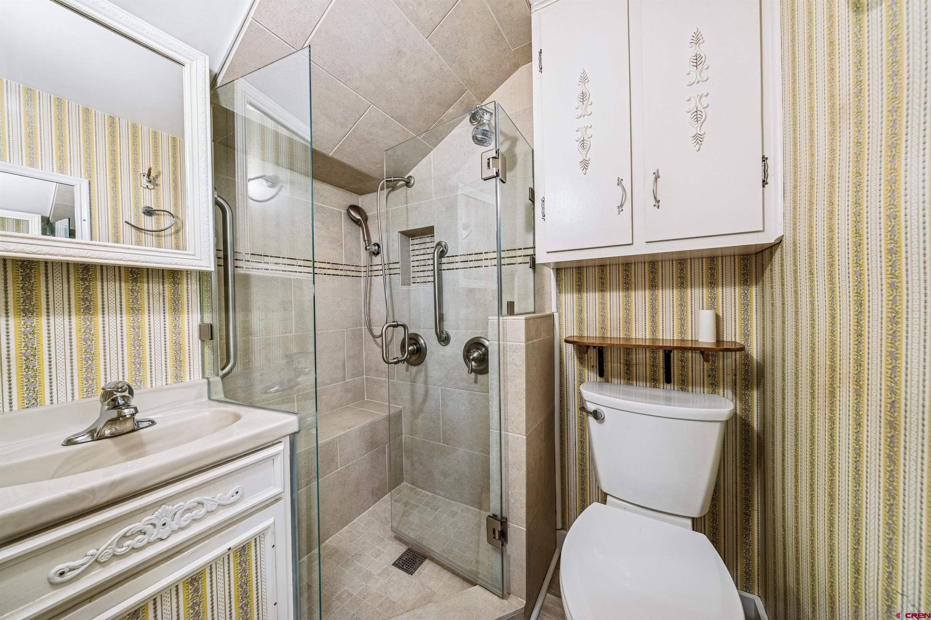 Durango, Colorado, 81301, United States, 4 Bedrooms Bedrooms, ,2 BathroomsBathrooms,Residential,Active,1993608