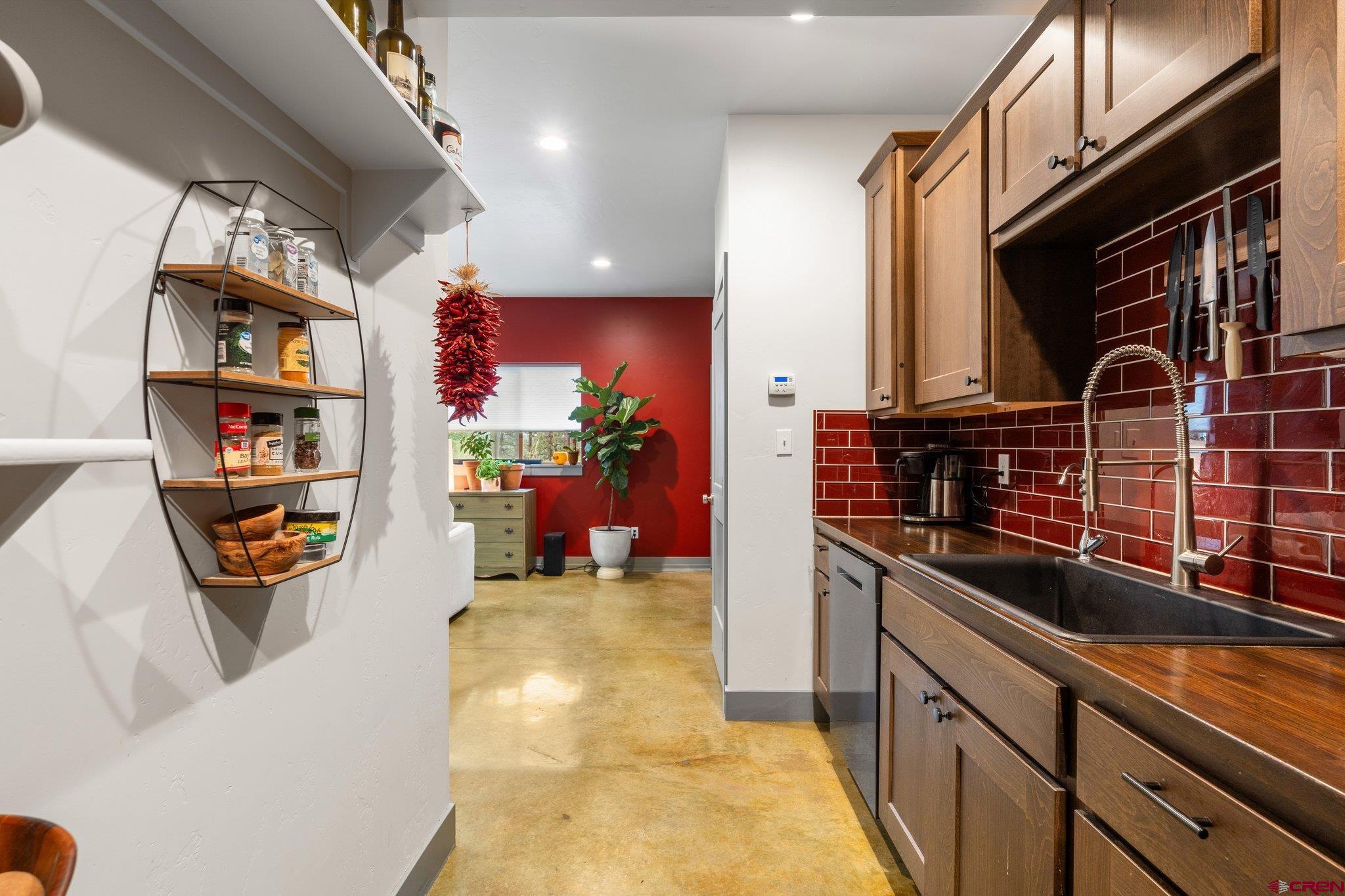 Durango, Colorado, 81301, United States, 3 Bedrooms Bedrooms, ,3 BathroomsBathrooms,Residential,Active,2017084