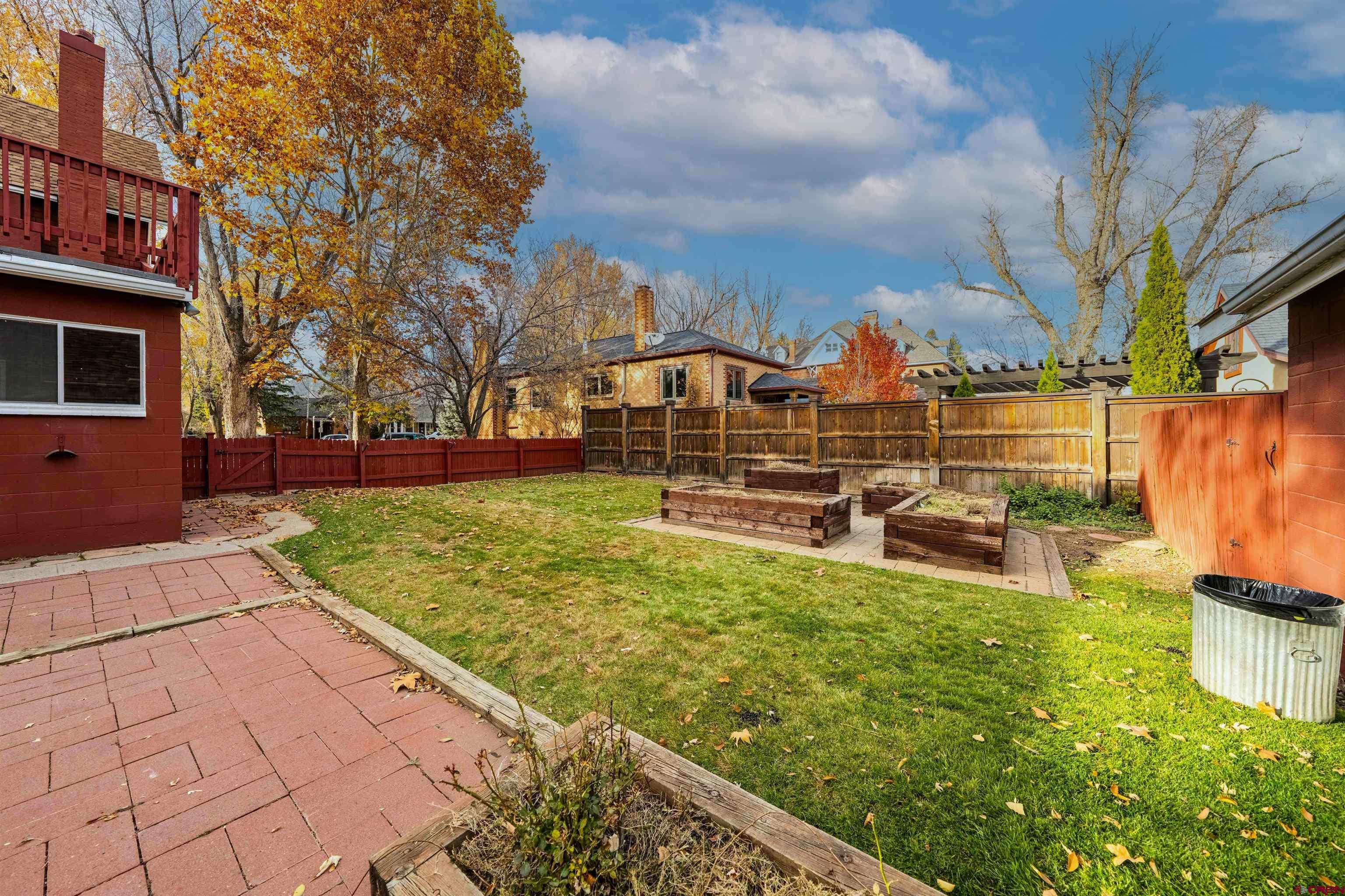 Durango, Colorado, 81301, United States, 4 Bedrooms Bedrooms, ,2 BathroomsBathrooms,Residential,Active,1993608