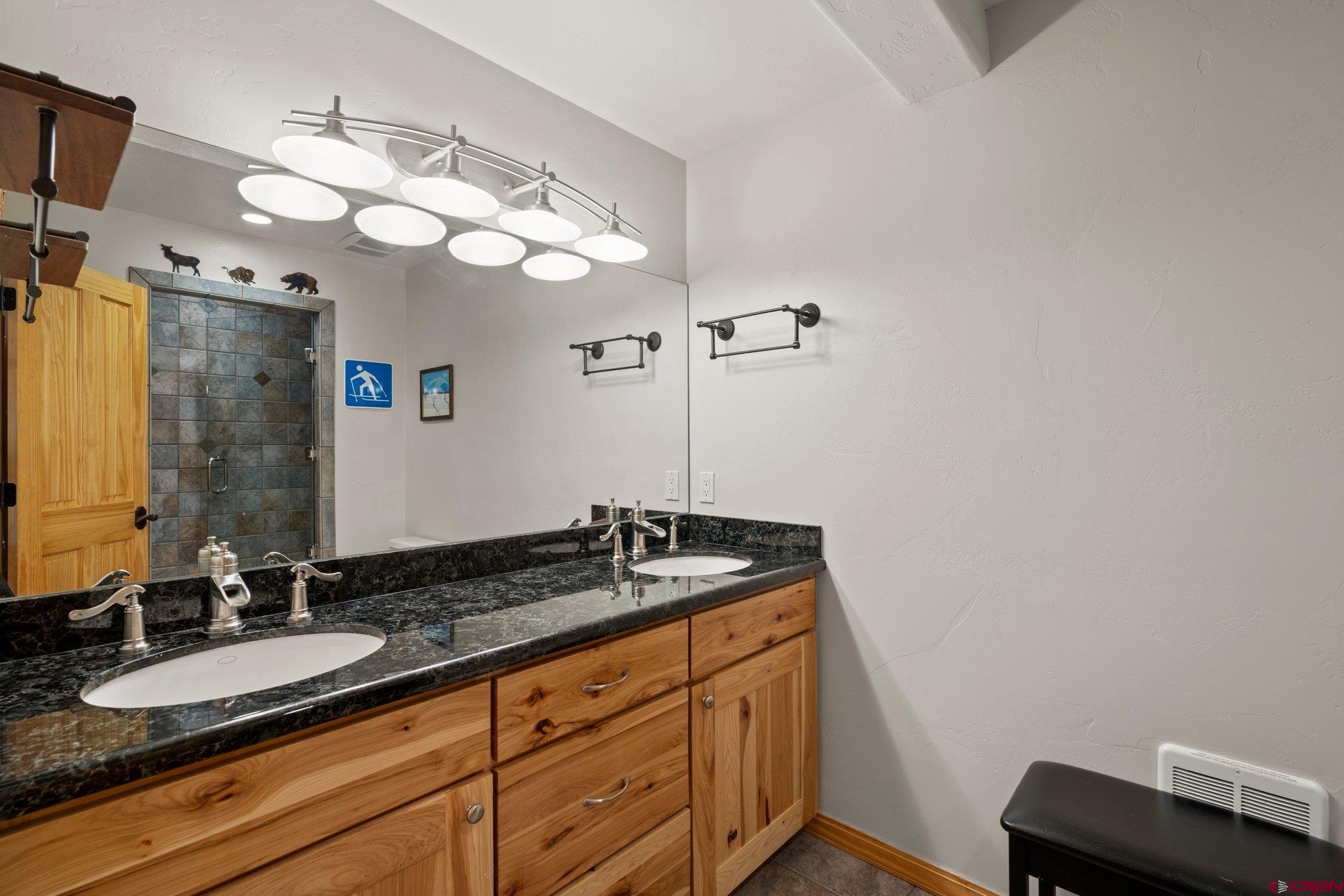 Durango, Colorado, 81301, United States, ,5 BathroomsBathrooms,Residential,Active,1824545