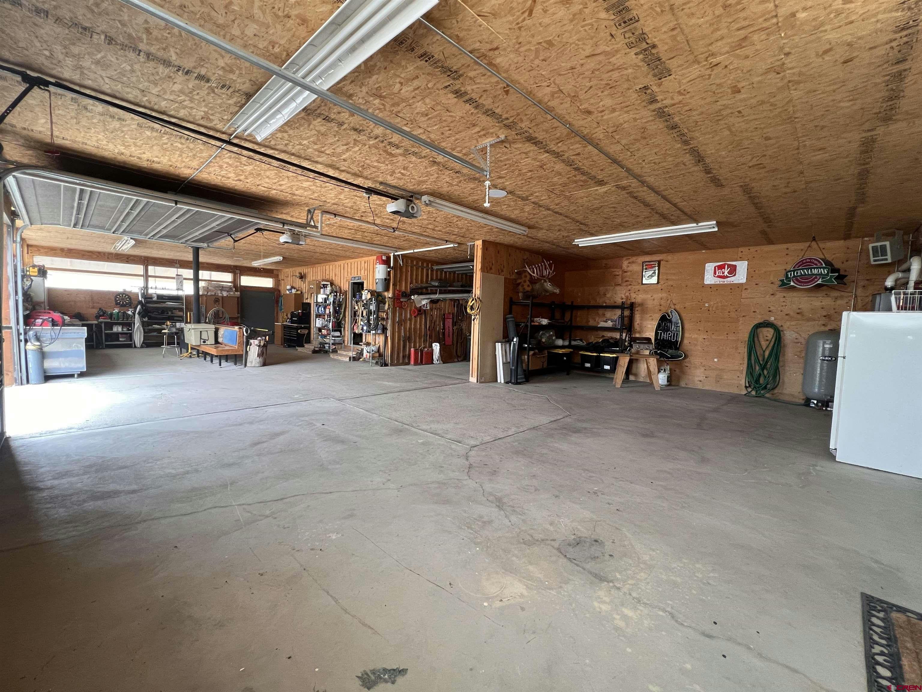 Montrose, Colorado, 81401, United States, ,2 BathroomsBathrooms,Residential,Active,1703370