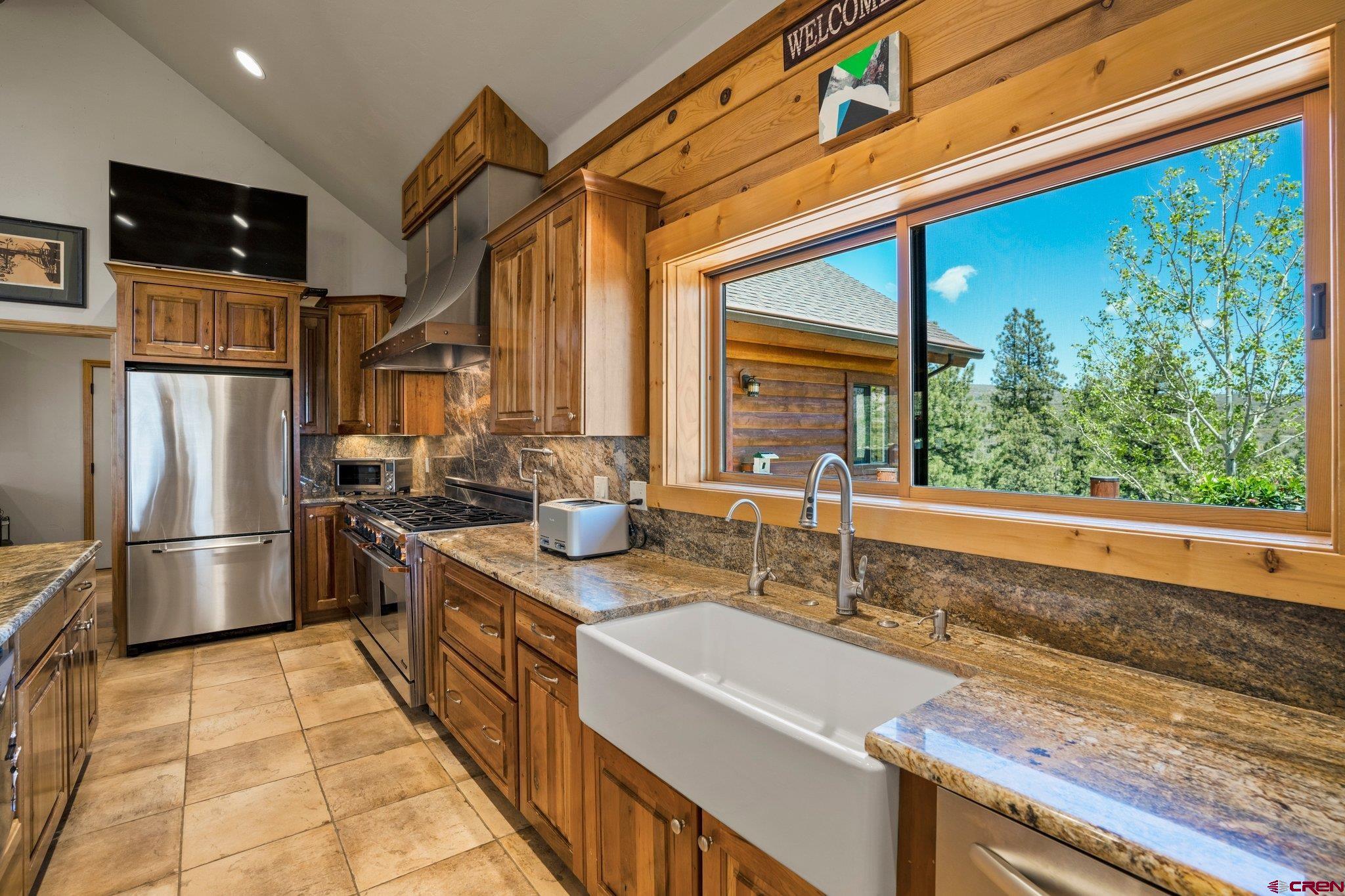 Durango, Colorado, 81301, United States, ,5 BathroomsBathrooms,Residential,Active,1824545