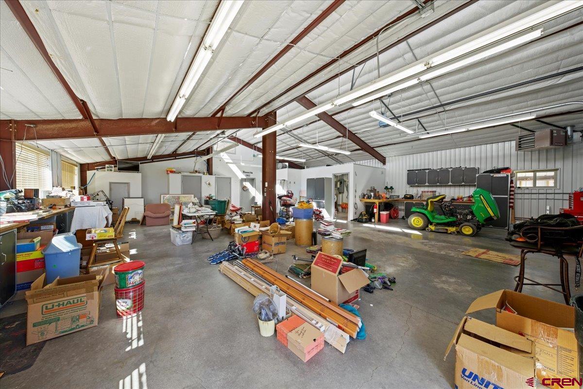 Montrose, Colorado, 81403, United States, 3 Bedrooms Bedrooms, ,4 BathroomsBathrooms,Residential,Active,1734051