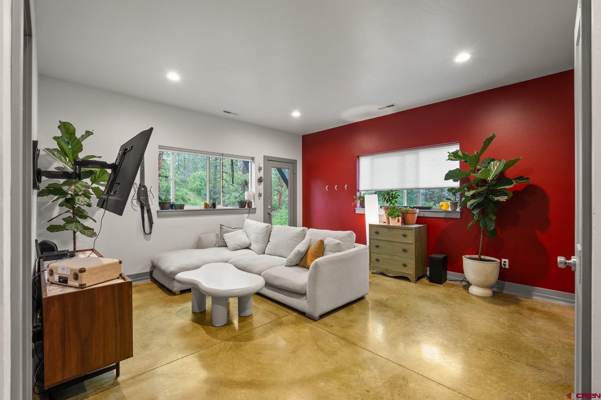 Durango, Colorado, 81301, United States, 3 Bedrooms Bedrooms, ,3 BathroomsBathrooms,Residential,Active,2017084