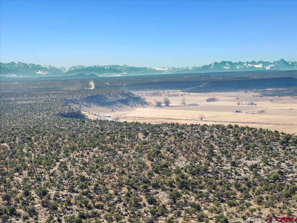 Montrose, Colorado, 81403, United States, 3 Bedrooms Bedrooms, ,4 BathroomsBathrooms,Residential,Active,1734051