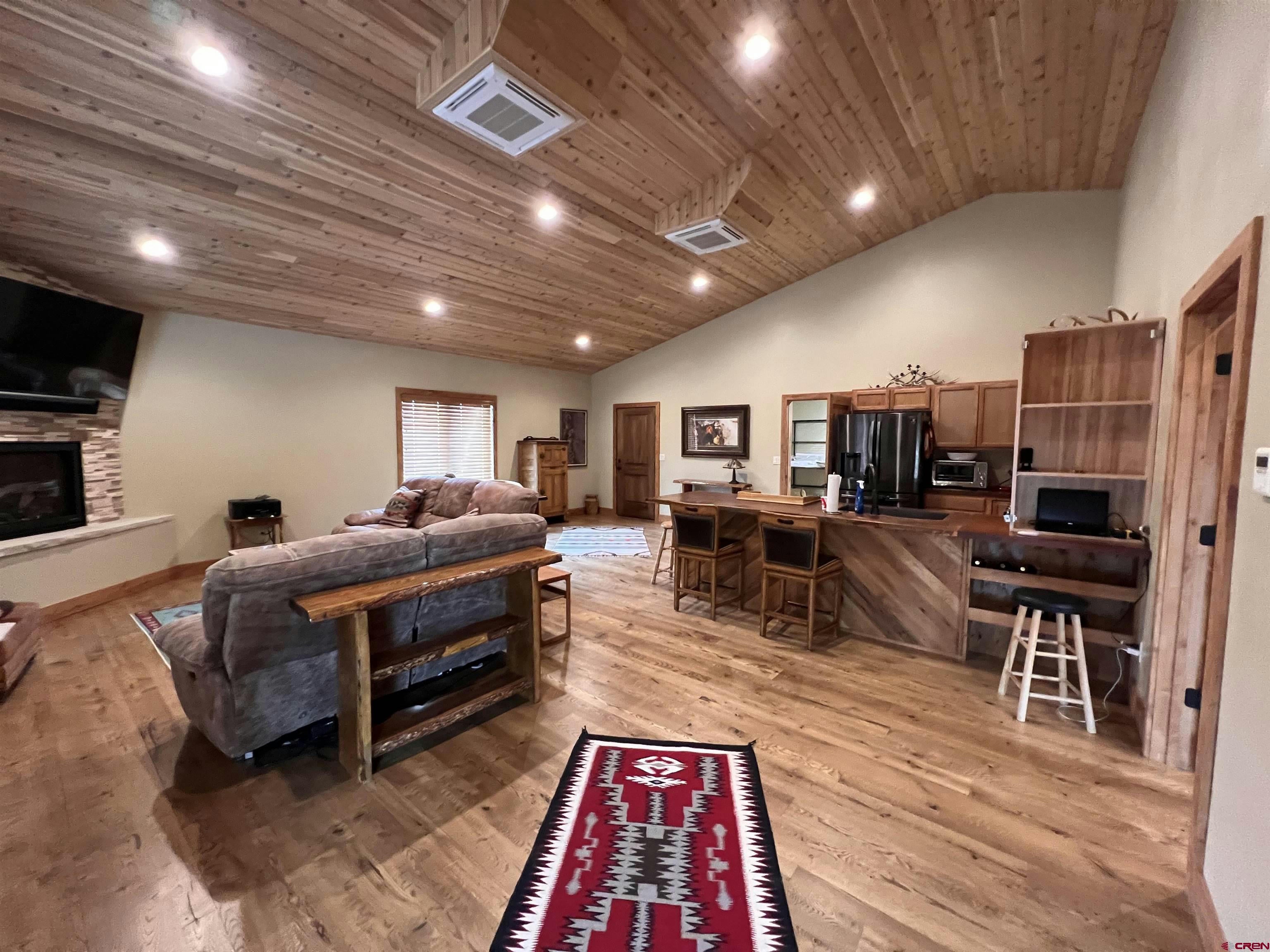 Montrose, Colorado, 81401, United States, ,2 BathroomsBathrooms,Residential,Active,1703370