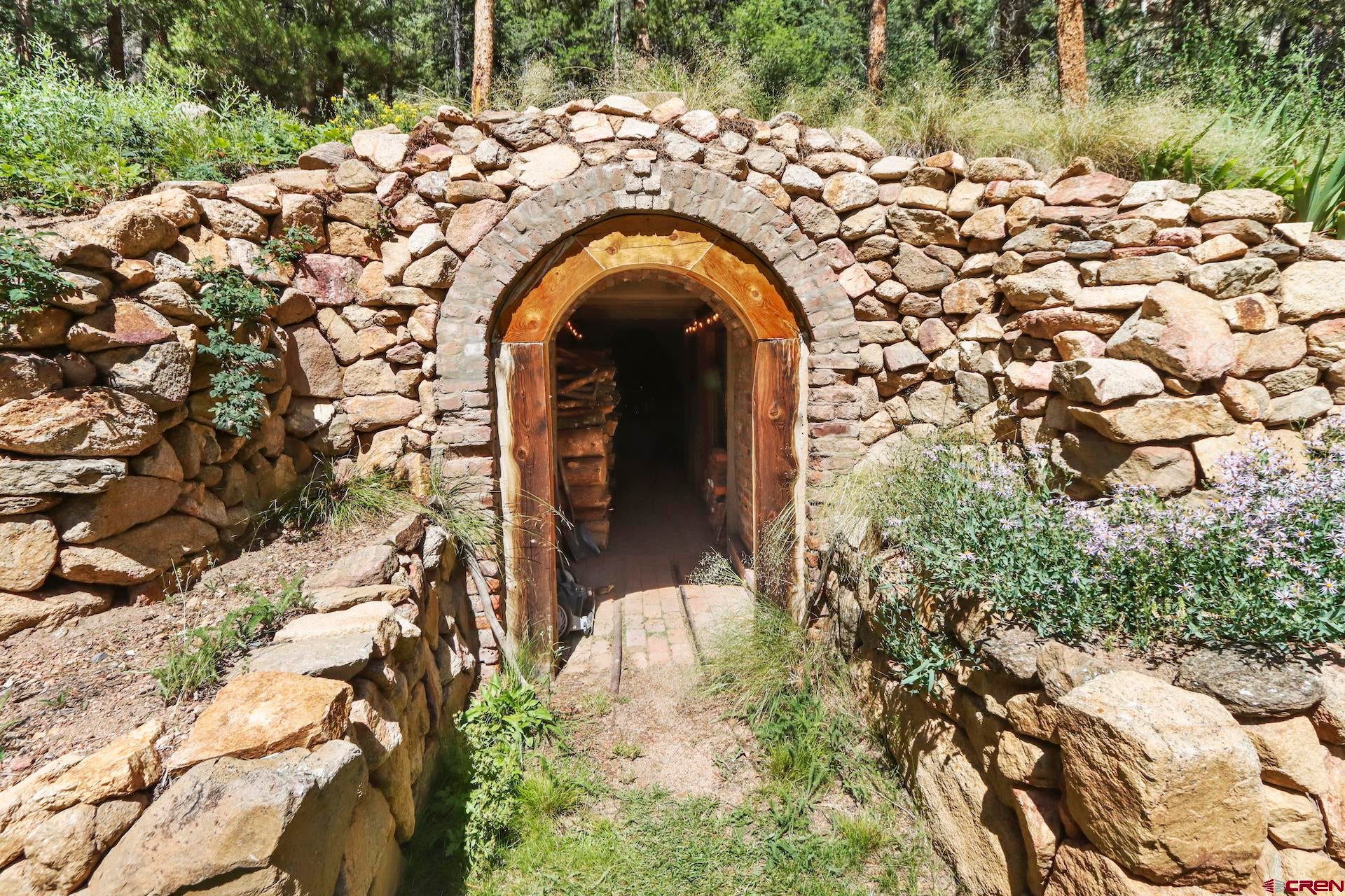 Almont, Colorado, 81210, United States, 3 Bedrooms Bedrooms, ,3 BathroomsBathrooms,Residential,Active,1963401