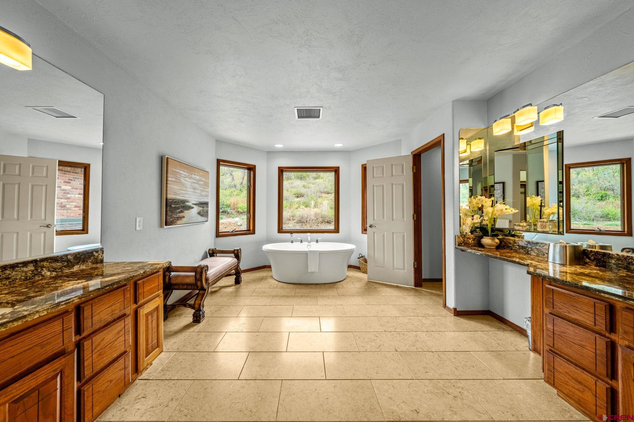 Durango, Colorado, 81301, United States, ,6 BathroomsBathrooms,Residential,Active,1823940
