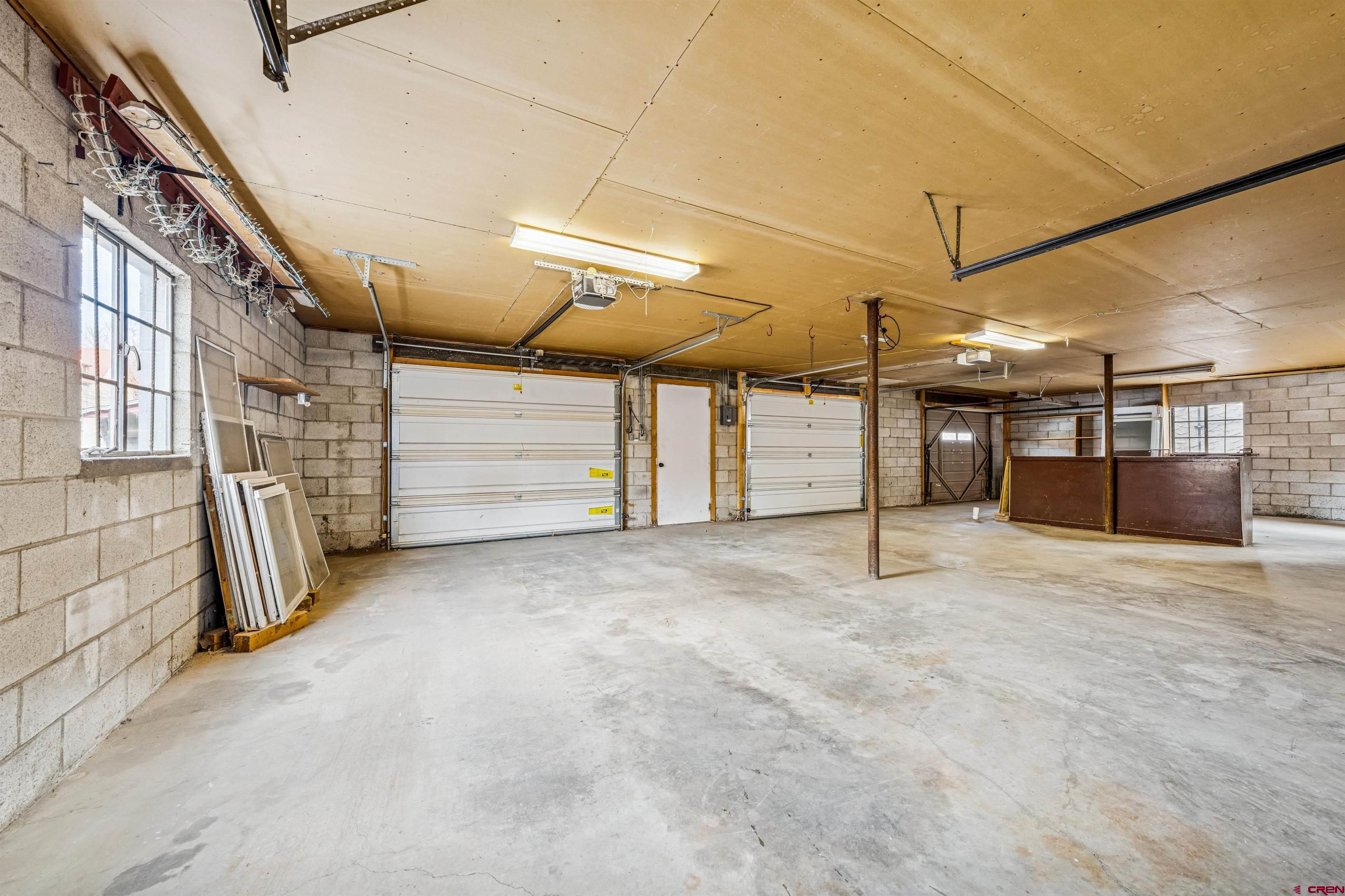 Durango, Colorado, 81301, United States, 4 Bedrooms Bedrooms, ,2 BathroomsBathrooms,Residential,Active,1993608