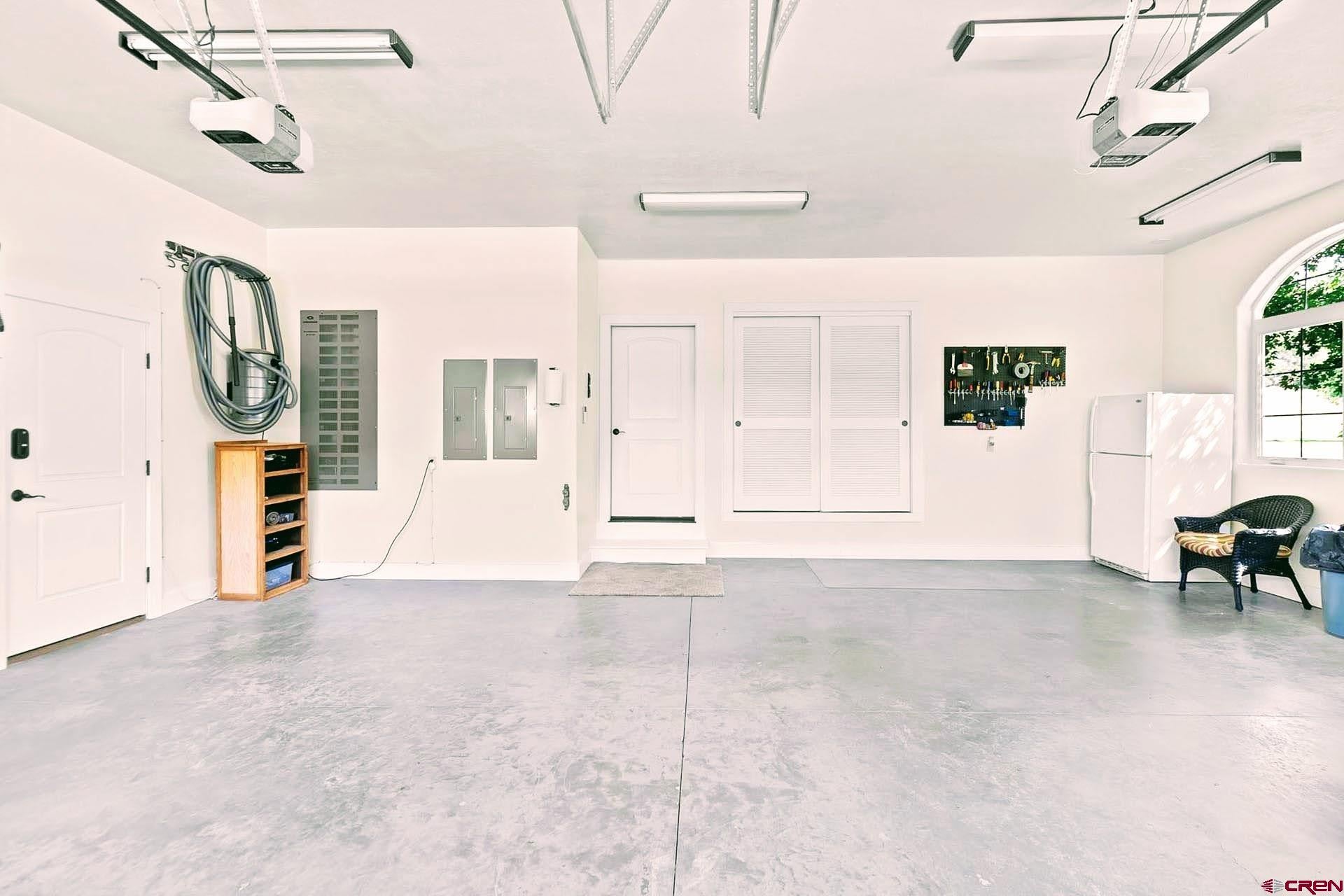 Cedaredge, Colorado, 81413, United States, 4 Bedrooms Bedrooms, ,4 BathroomsBathrooms,Residential,Active,1946508