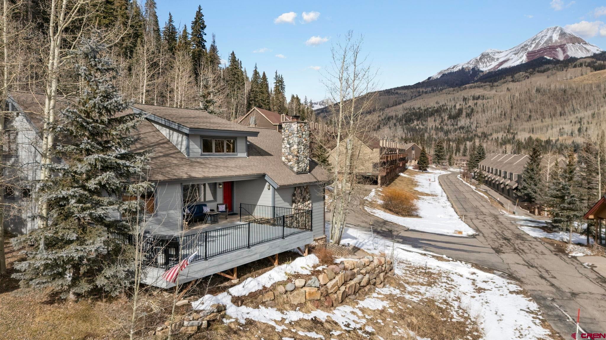 Durango, Colorado, 81301, United States, 4 Bedrooms Bedrooms, ,4 BathroomsBathrooms,Residential,Active,2010191