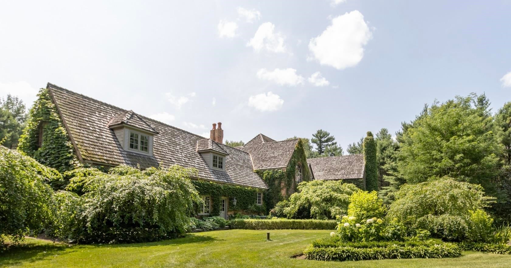 Wausau, Wisconsin, 54401, United States, 4 Bedrooms Bedrooms, ,5 BathroomsBathrooms,Residential,Active,1987234