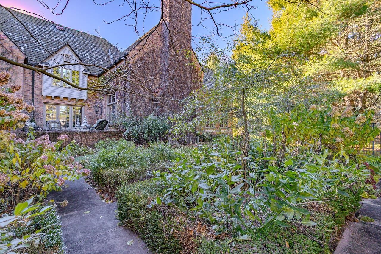 Wausau, Wisconsin, 54401, United States, 4 Bedrooms Bedrooms, ,5 BathroomsBathrooms,Residential,Active,1987234