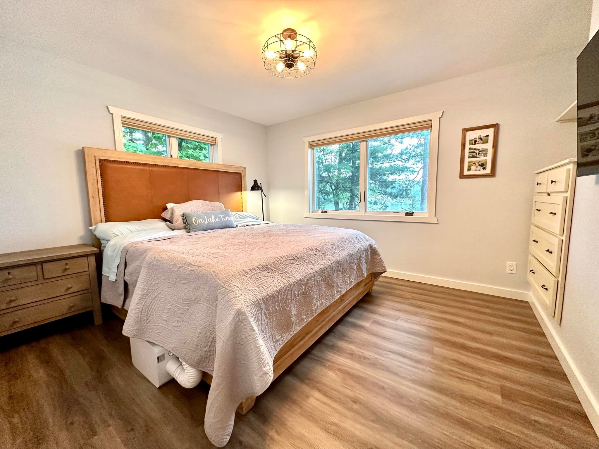 Waupaca, Wisconsin, 54981, United States, 3 Bedrooms Bedrooms, ,2 BathroomsBathrooms,Residential,Active,1929423