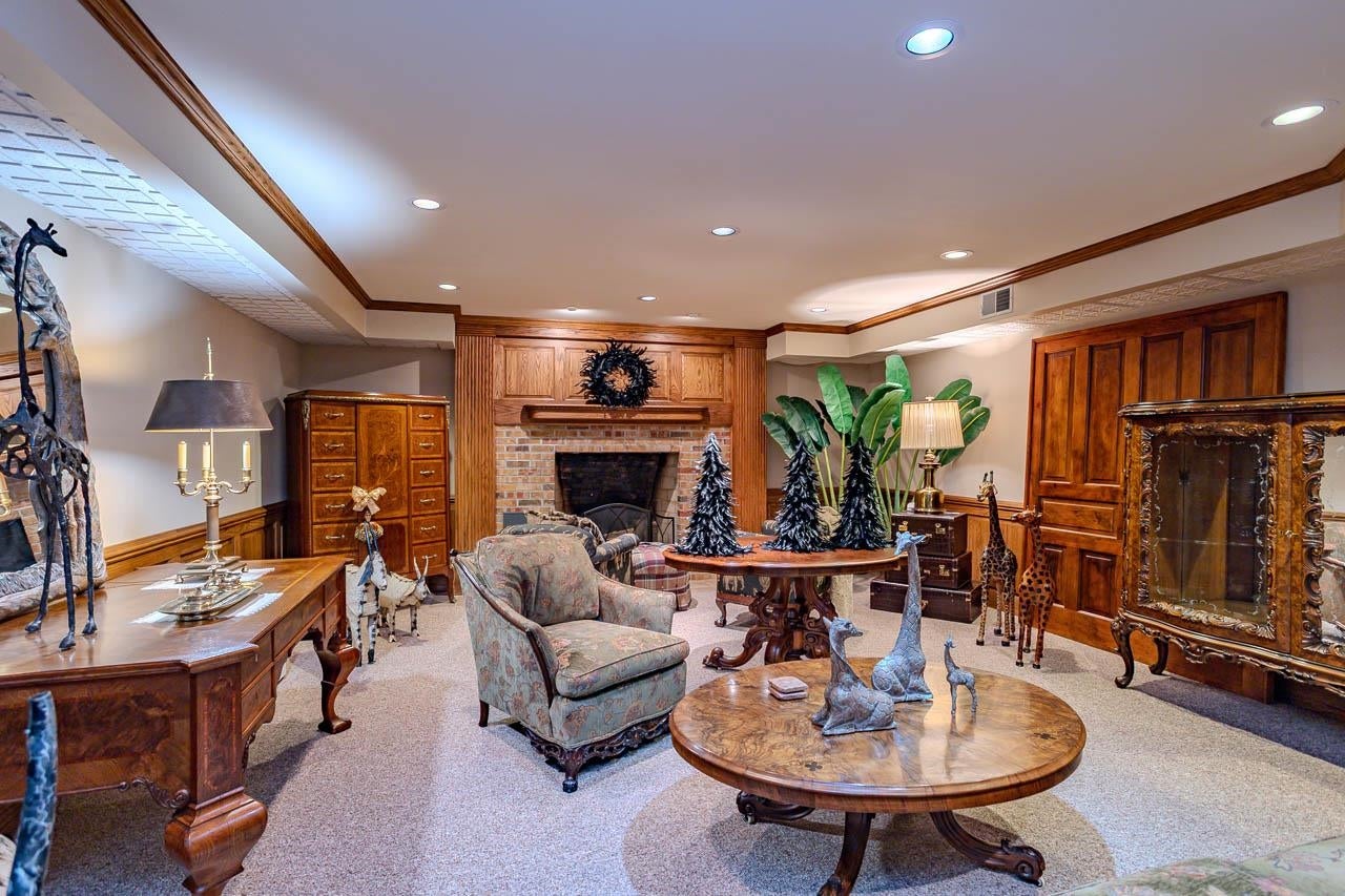 Wausau, Wisconsin, 54401, United States, 4 Bedrooms Bedrooms, ,5 BathroomsBathrooms,Residential,Active,1987234