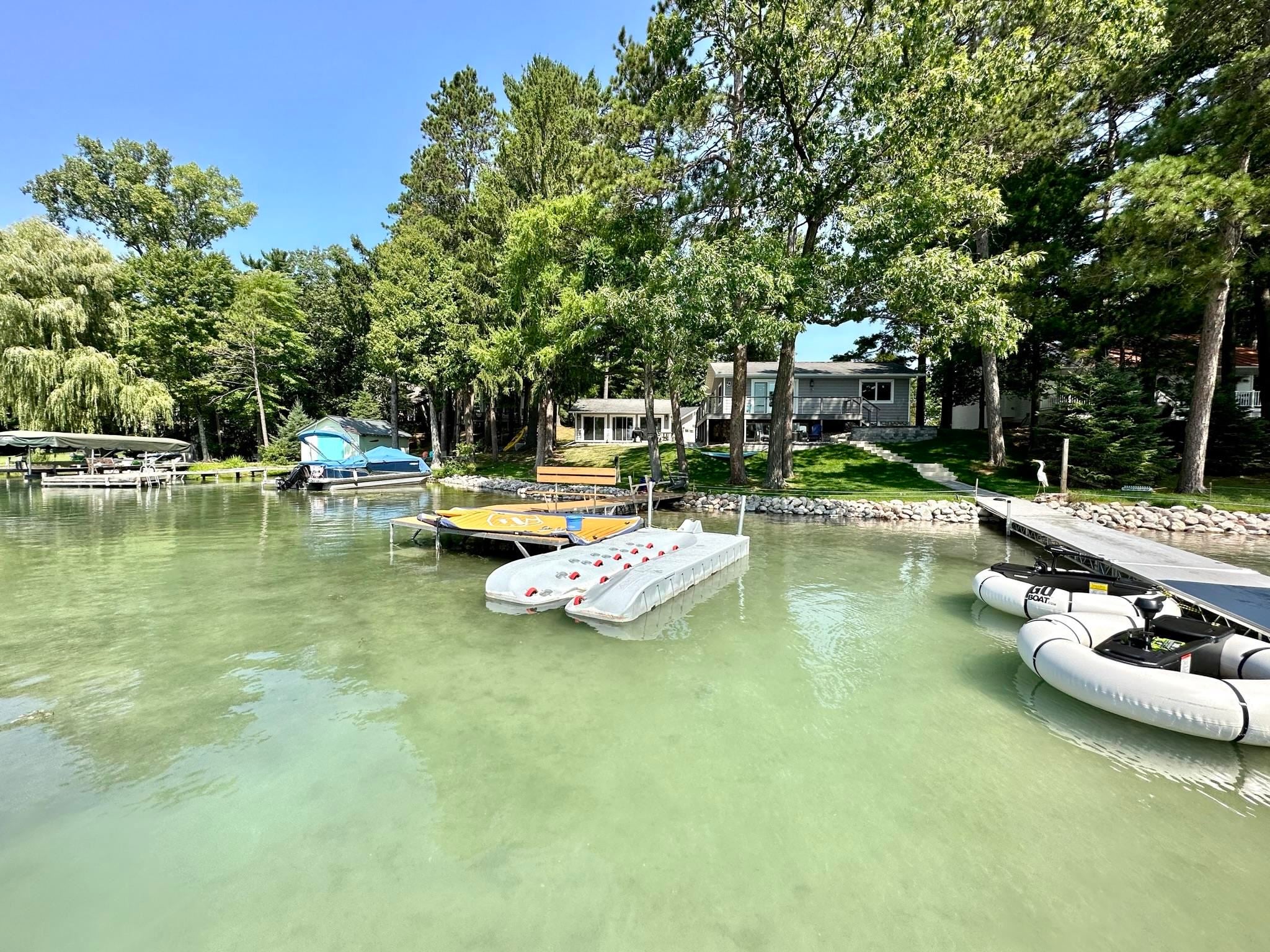 Waupaca, Wisconsin, 54981, United States, 3 Bedrooms Bedrooms, ,2 BathroomsBathrooms,Residential,Active,1929423