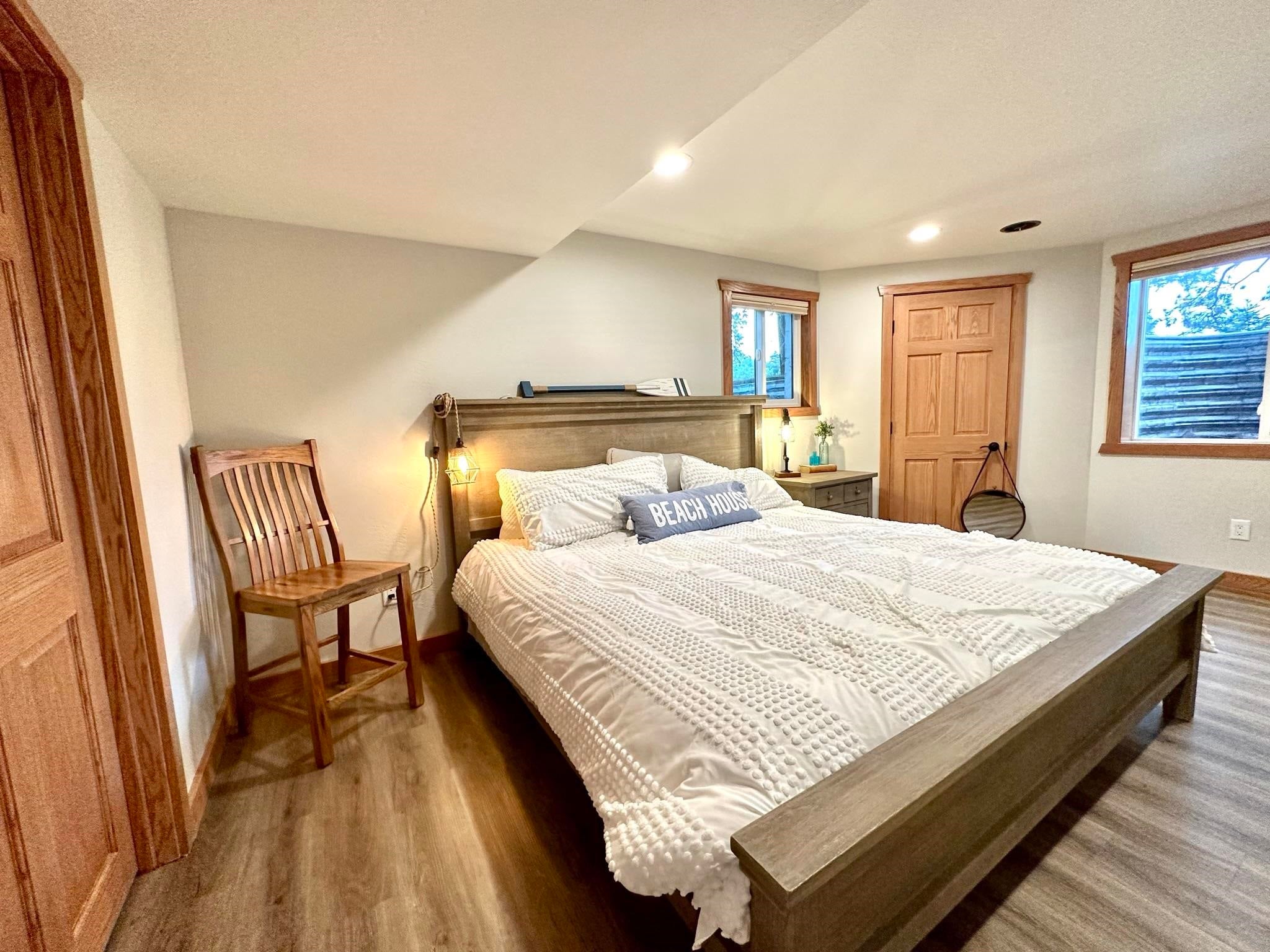 Waupaca, Wisconsin, 54981, United States, 3 Bedrooms Bedrooms, ,2 BathroomsBathrooms,Residential,Active,1929423