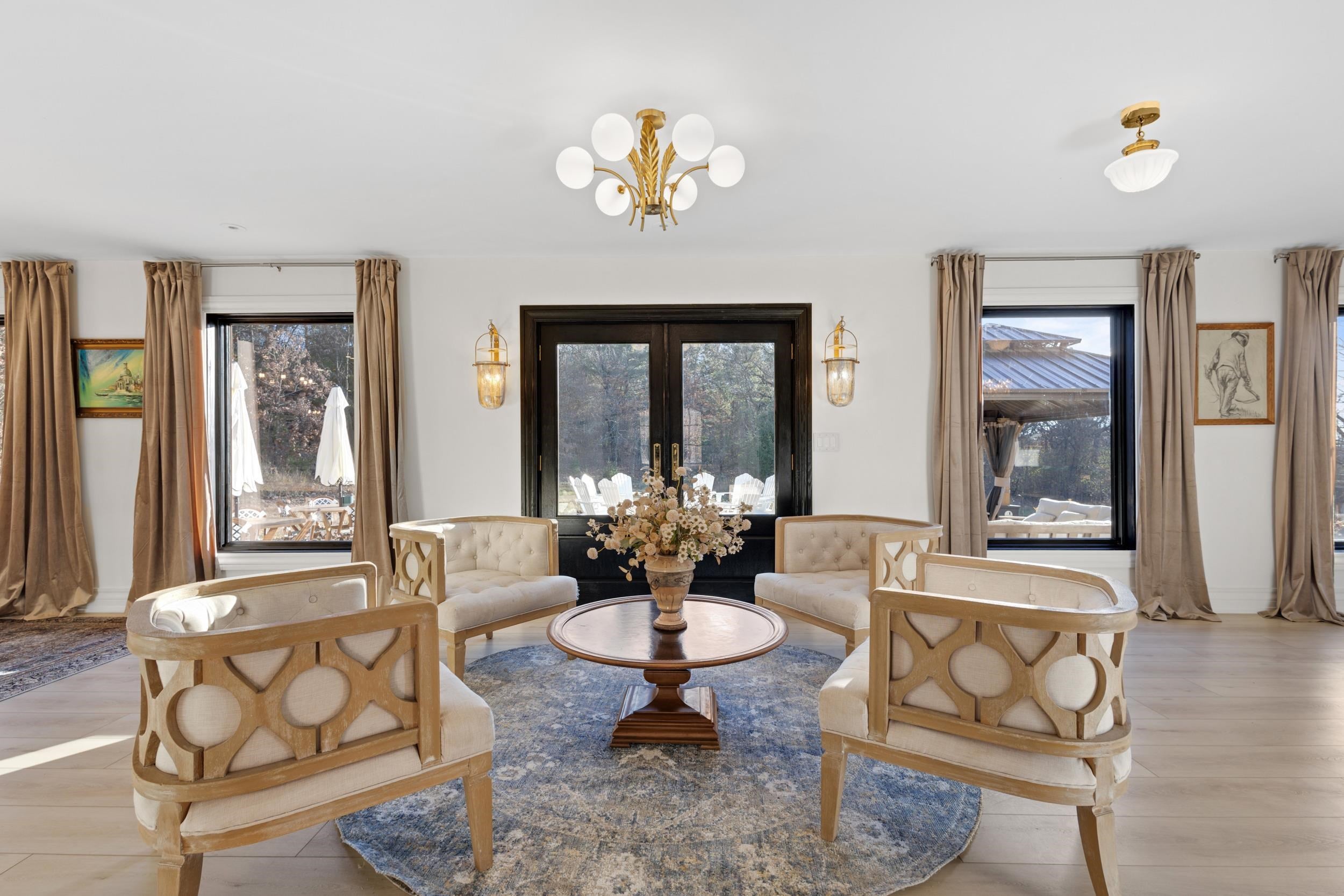 Plainfield, Wisconsin, 54966, United States, 6 Bedrooms Bedrooms, ,5 BathroomsBathrooms,Residential,Active,1995293