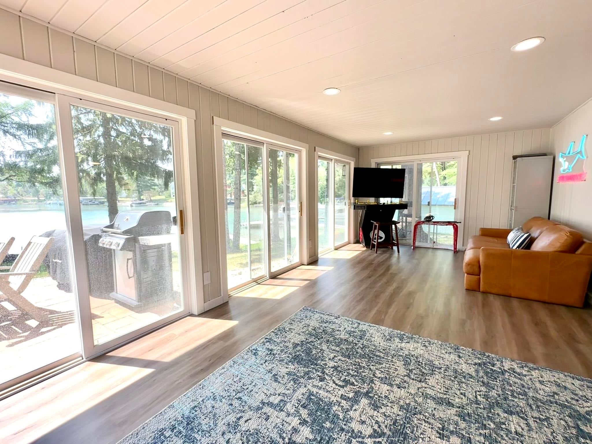 Waupaca, Wisconsin, 54981, United States, 3 Bedrooms Bedrooms, ,2 BathroomsBathrooms,Residential,Active,1929423