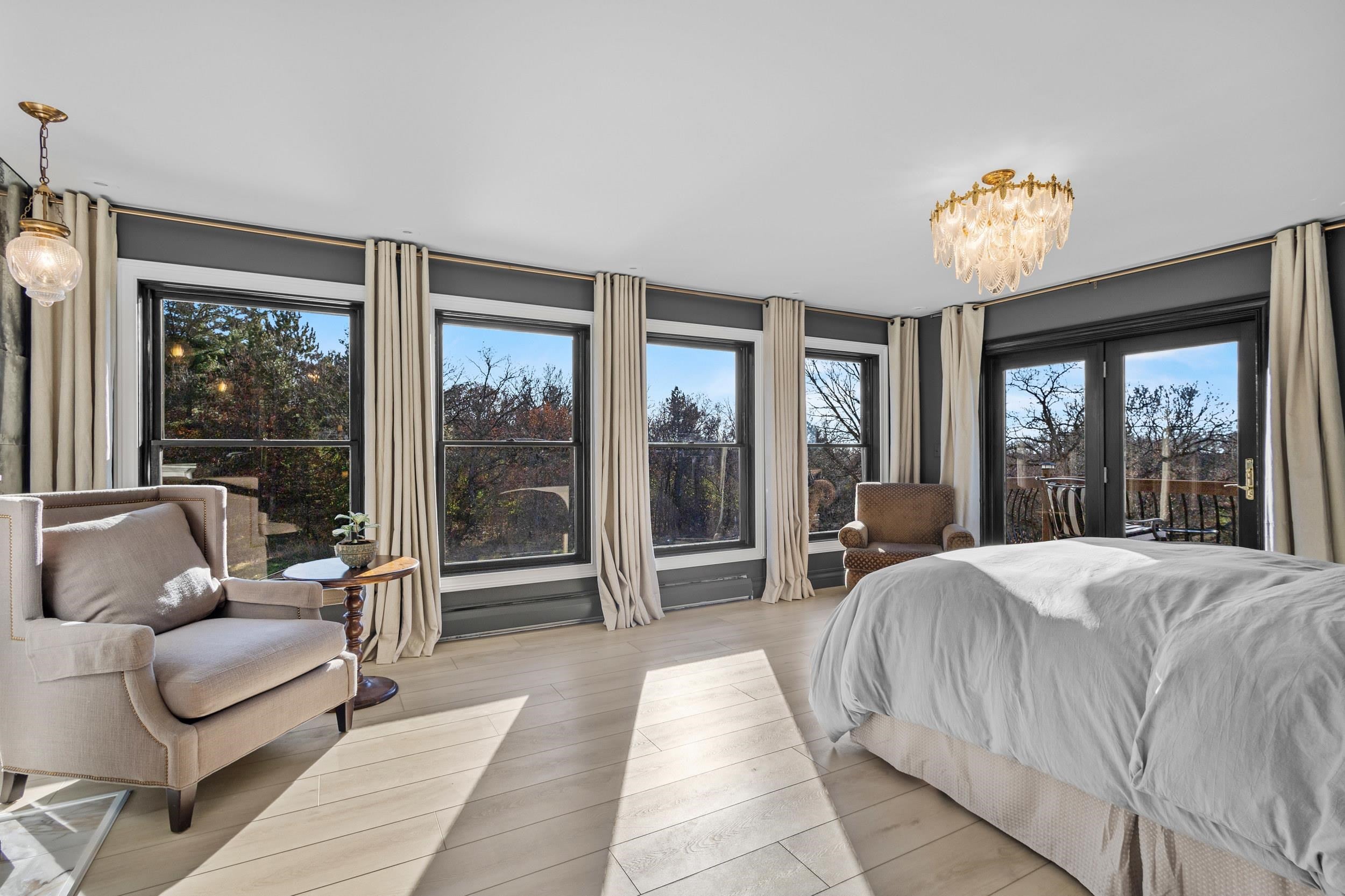 Plainfield, Wisconsin, 54966, United States, 6 Bedrooms Bedrooms, ,5 BathroomsBathrooms,Residential,Active,1995293