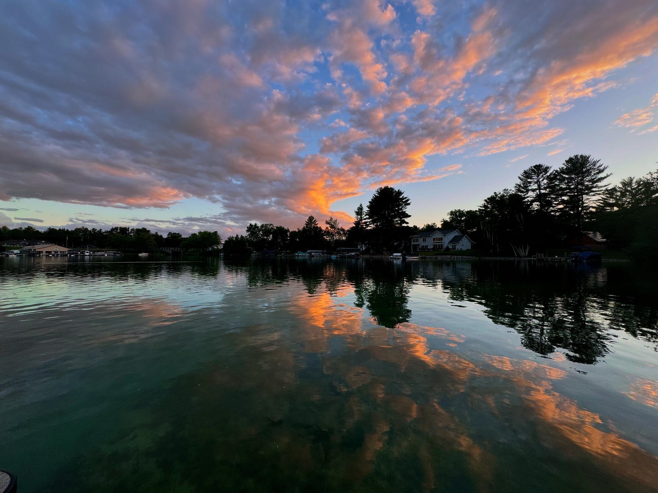 Waupaca, Wisconsin, 54981, United States, 3 Bedrooms Bedrooms, ,2 BathroomsBathrooms,Residential,Active,1929423