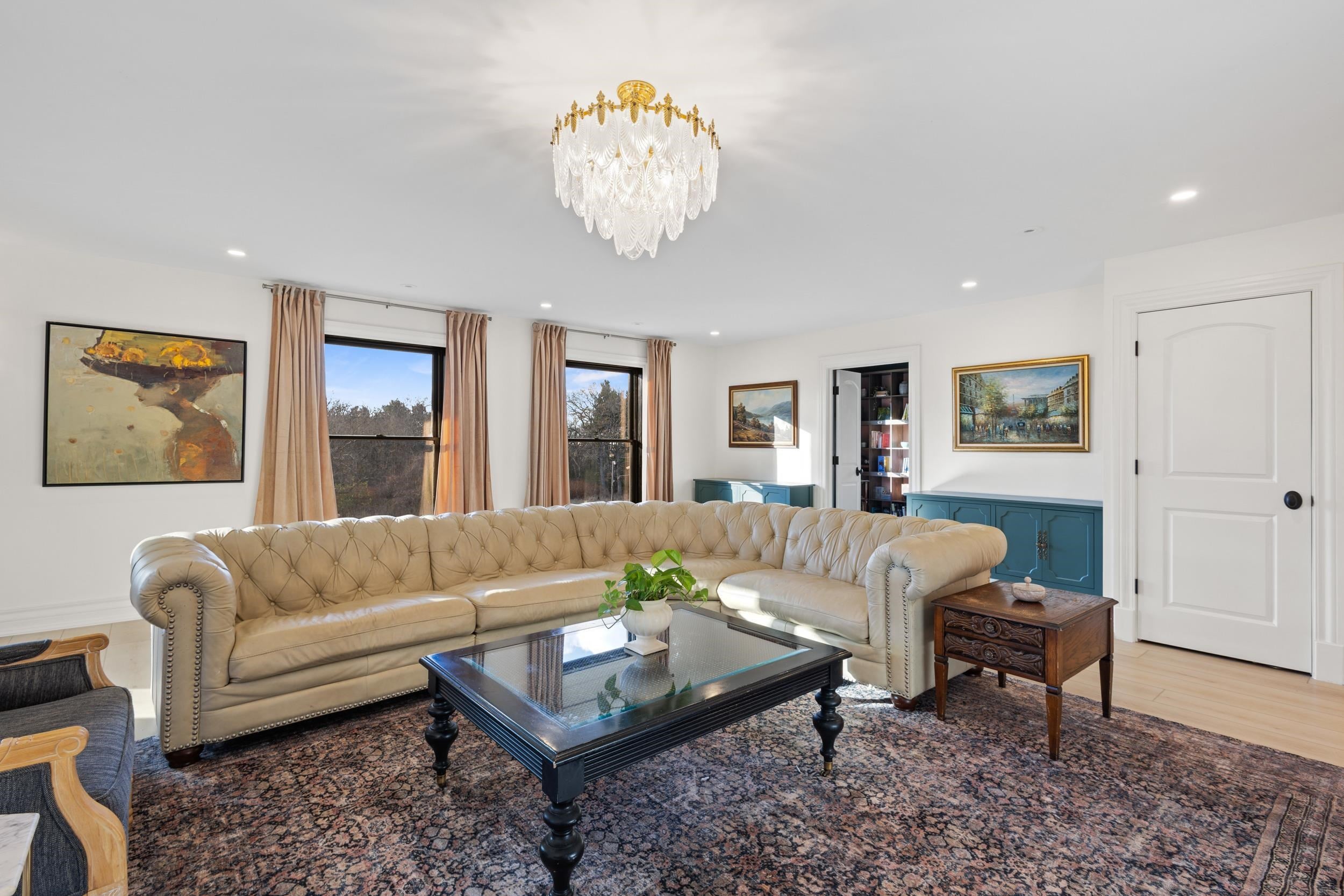 Plainfield, Wisconsin, 54966, United States, 6 Bedrooms Bedrooms, ,5 BathroomsBathrooms,Residential,Active,1995293