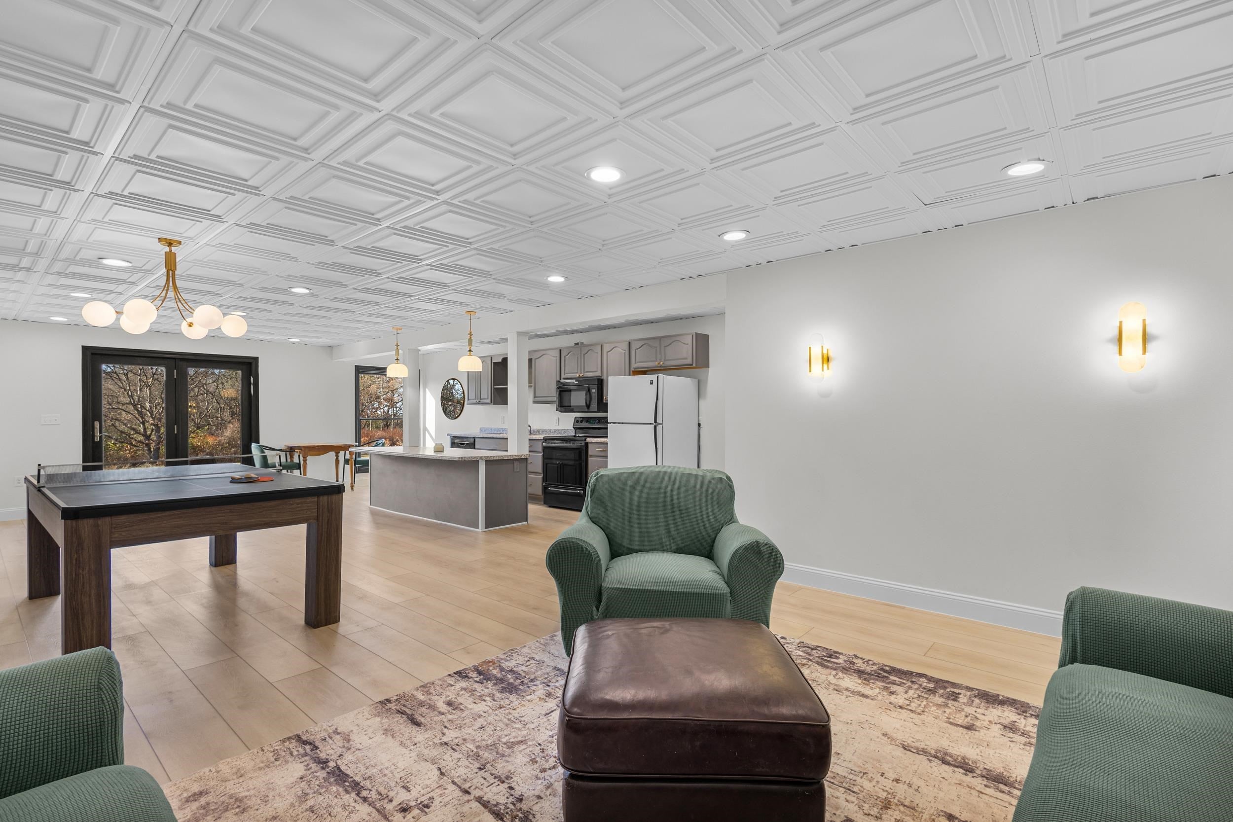 Plainfield, Wisconsin, 54966, United States, 6 Bedrooms Bedrooms, ,5 BathroomsBathrooms,Residential,Active,1995293