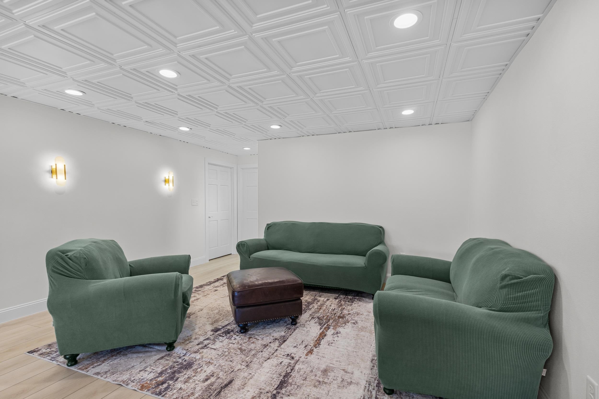 Plainfield, Wisconsin, 54966, United States, 6 Bedrooms Bedrooms, ,5 BathroomsBathrooms,Residential,Active,1995293