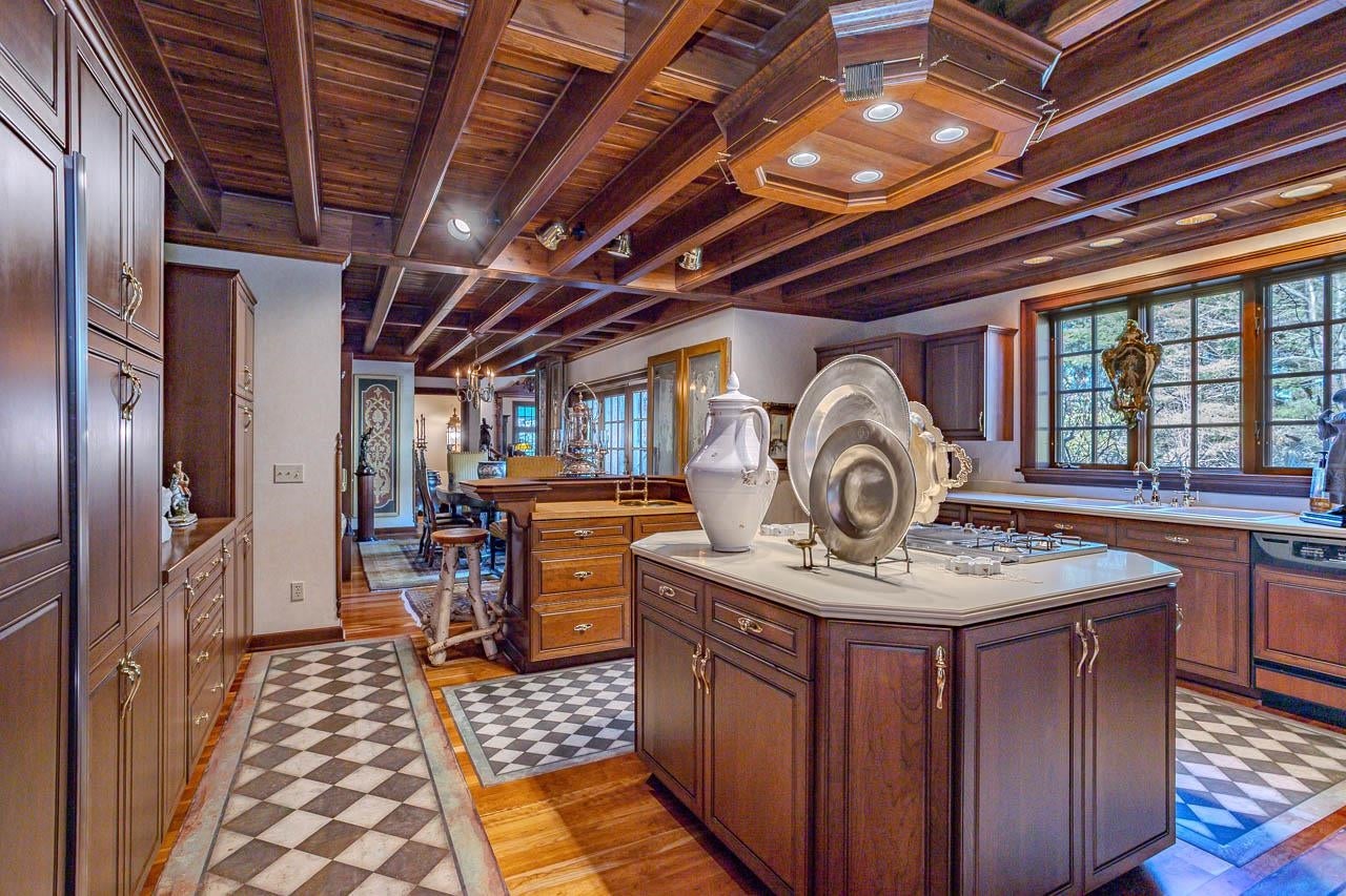 Wausau, Wisconsin, 54401, United States, 4 Bedrooms Bedrooms, ,5 BathroomsBathrooms,Residential,Active,1987234