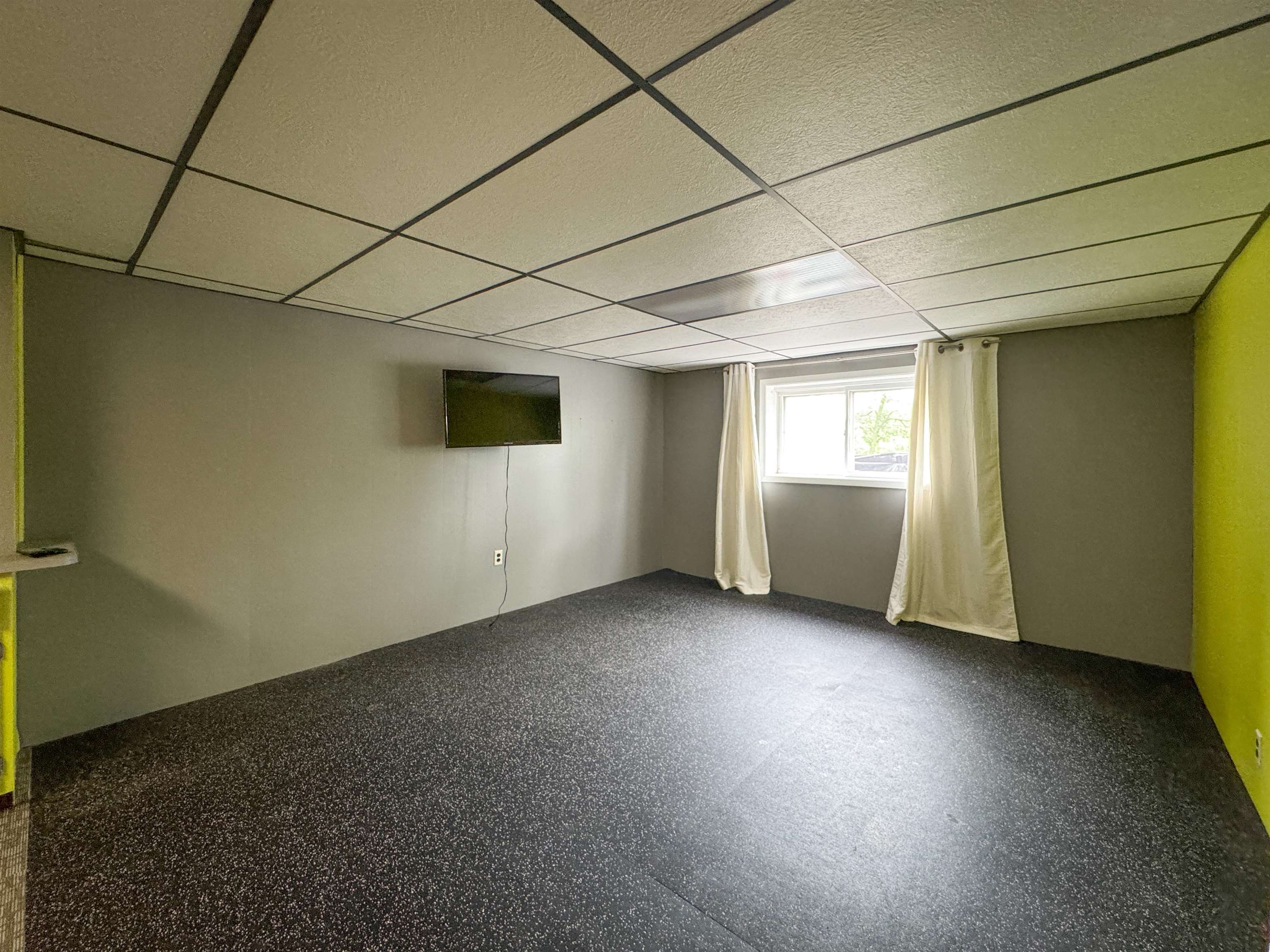 Wausau, Wisconsin, 54401, United States, ,2 BathroomsBathrooms,Residential,Active,1849212