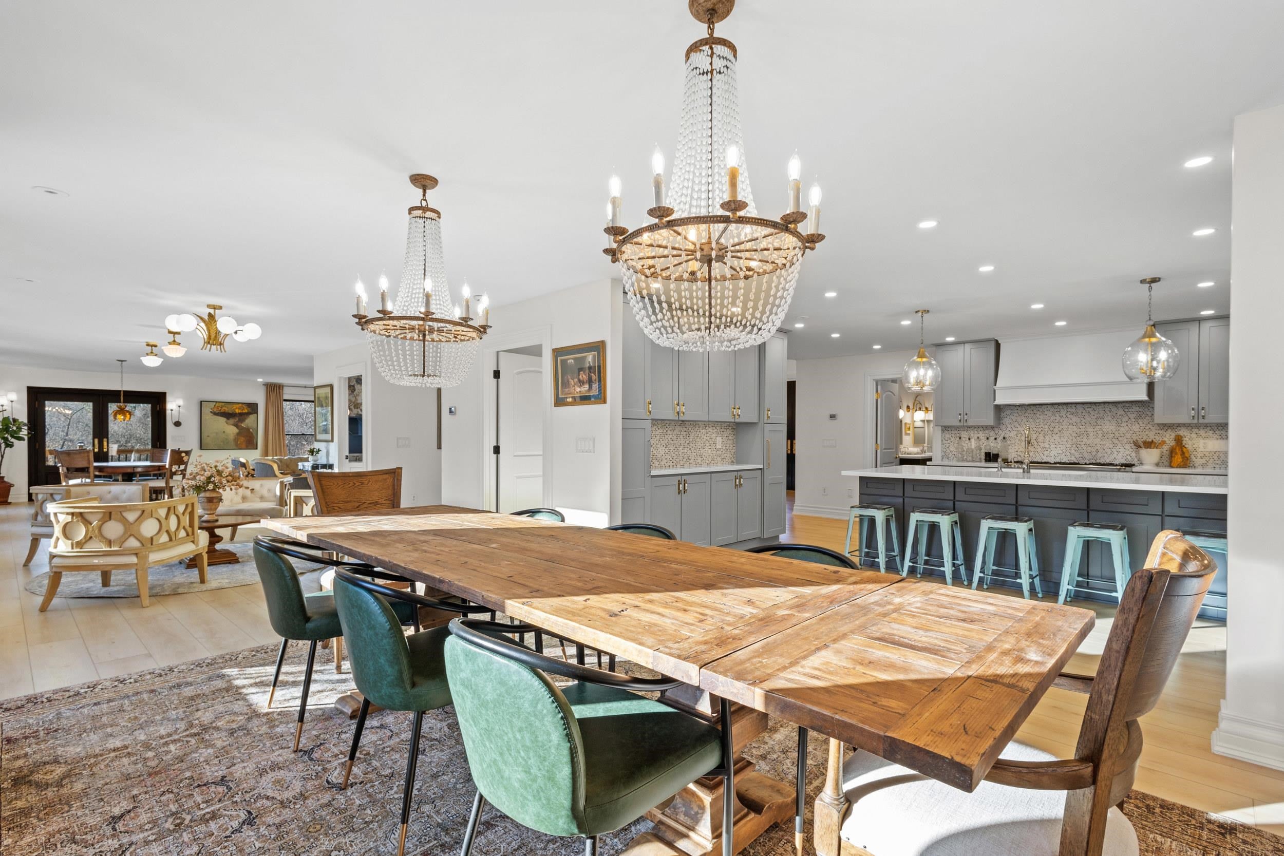 Plainfield, Wisconsin, 54966, United States, 6 Bedrooms Bedrooms, ,5 BathroomsBathrooms,Residential,Active,1995293