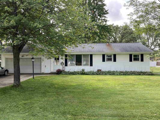 1040 LAKEWOOD LN, WISCONSIN RAPIDS, WI 54494 - Image 1