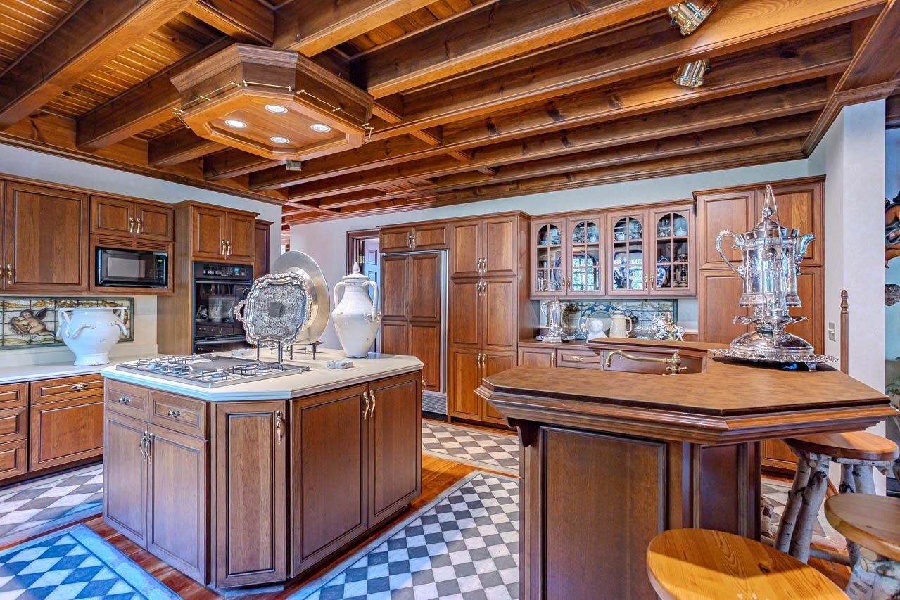 Wausau, Wisconsin, 54401, United States, 4 Bedrooms Bedrooms, ,5 BathroomsBathrooms,Residential,Active,1987234