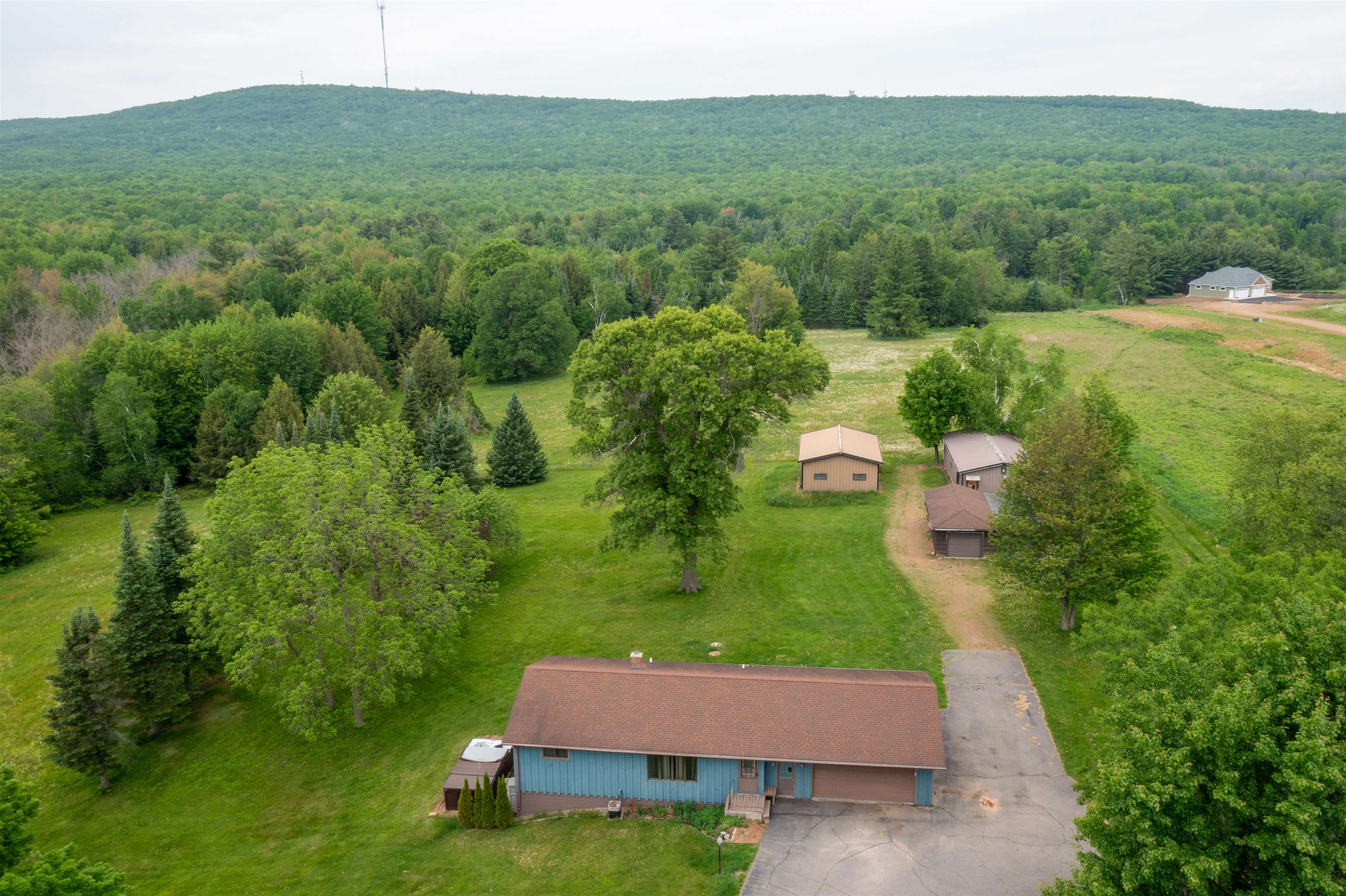 Wausau, Wisconsin, 54401, United States, ,2 BathroomsBathrooms,Residential,Active,1849212