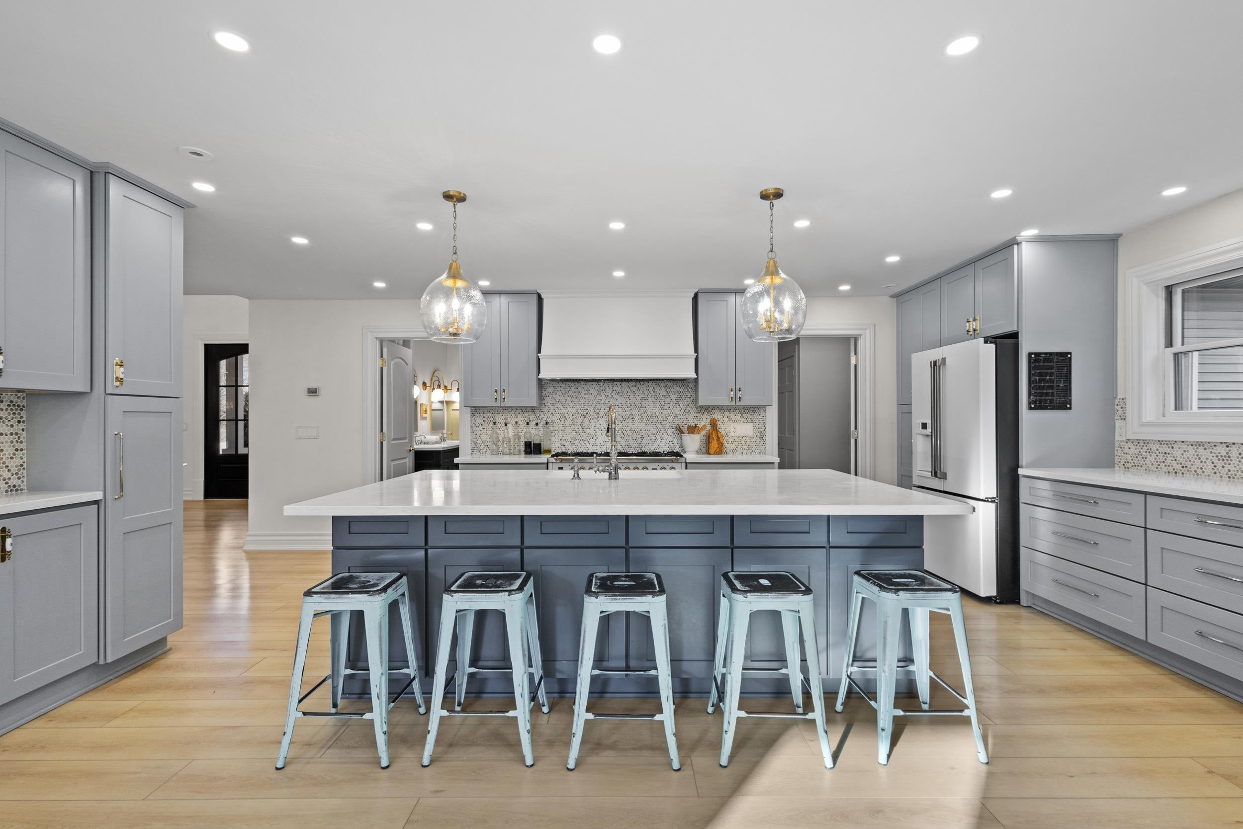 Plainfield, Wisconsin, 54966, United States, 6 Bedrooms Bedrooms, ,5 BathroomsBathrooms,Residential,Active,1995293