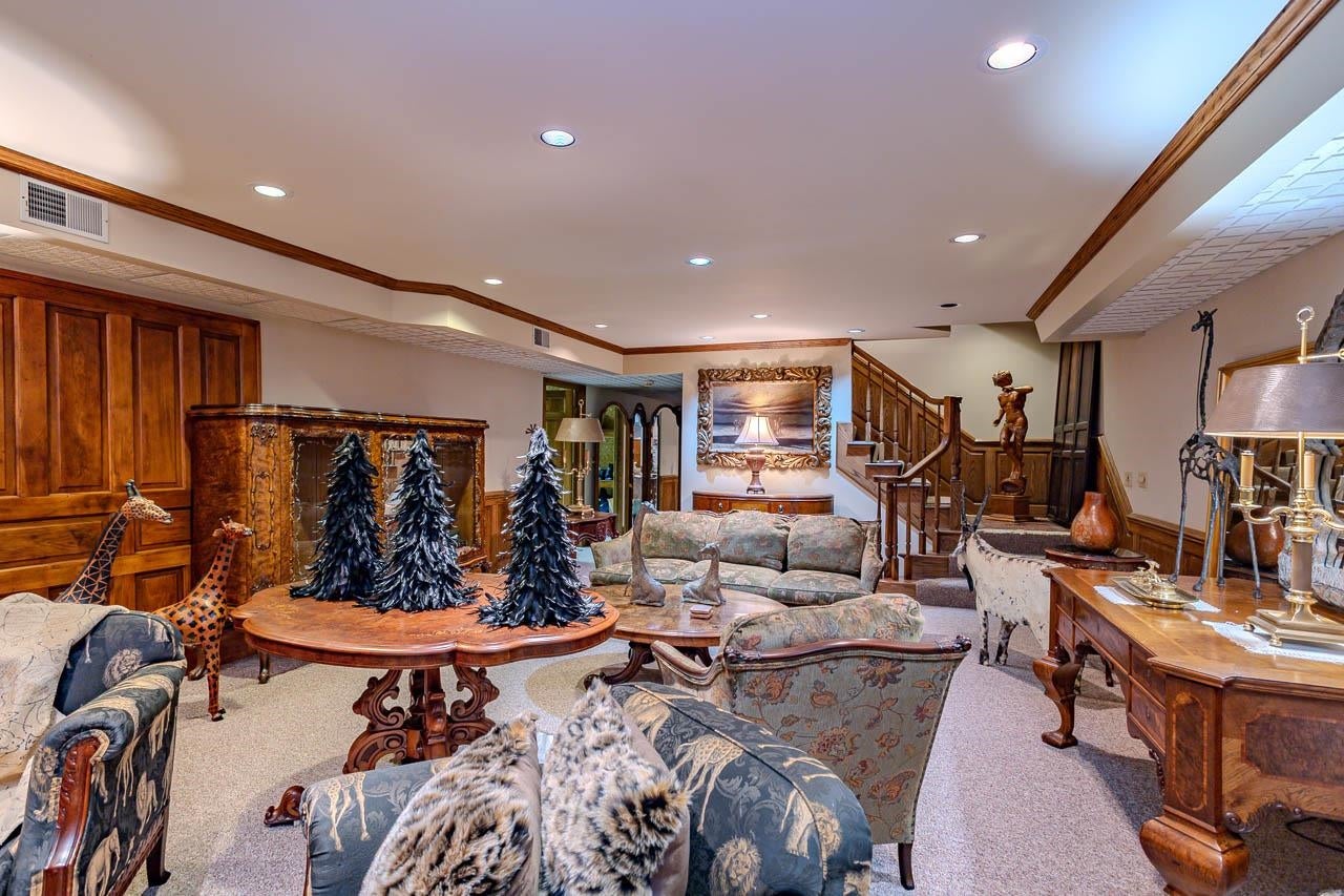 Wausau, Wisconsin, 54401, United States, 4 Bedrooms Bedrooms, ,5 BathroomsBathrooms,Residential,Active,1987234