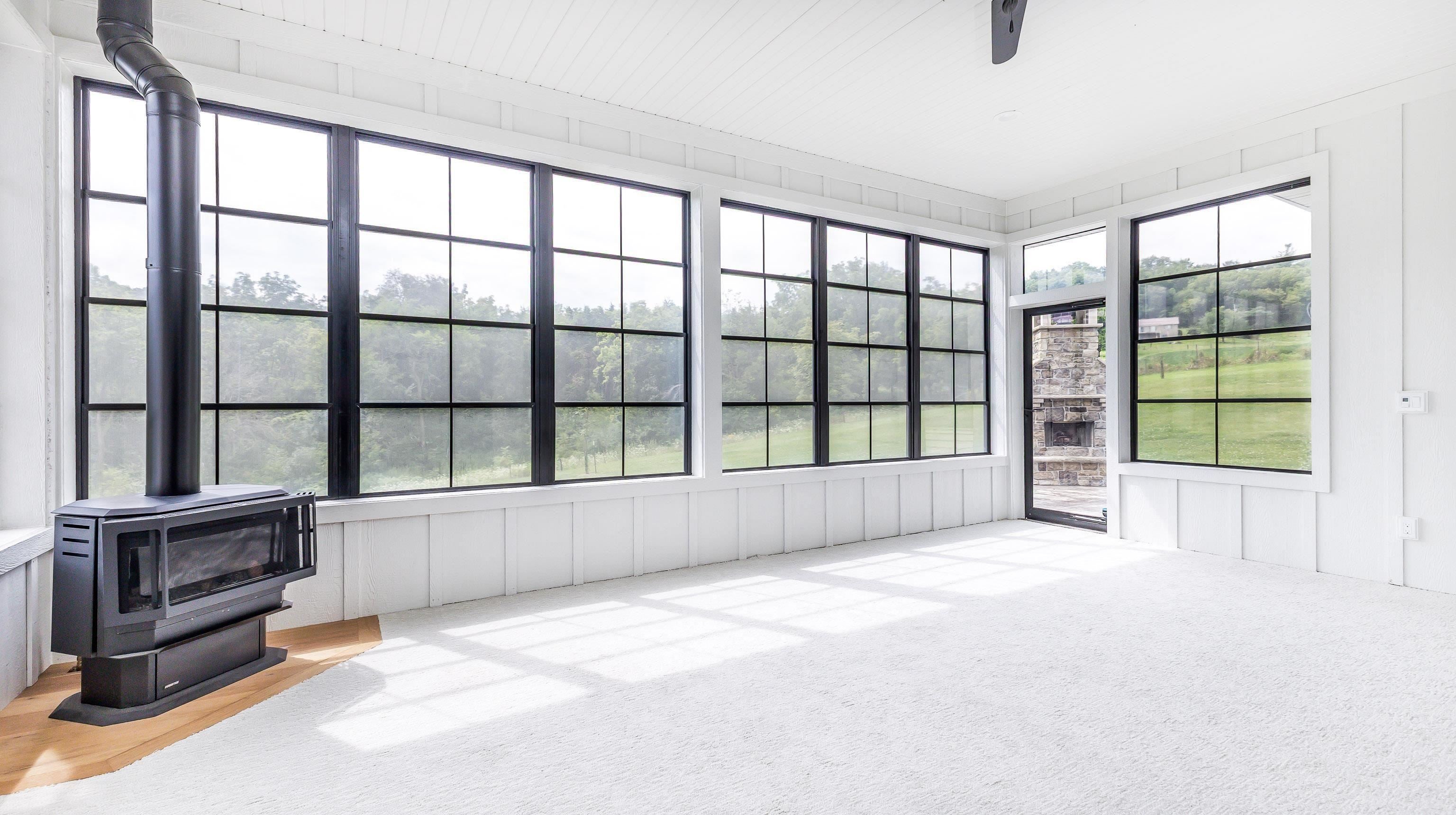 Dubuque, Iowa, 52003, United States, 4 Bedrooms Bedrooms, ,4 BathroomsBathrooms,Residential,Active,2017106