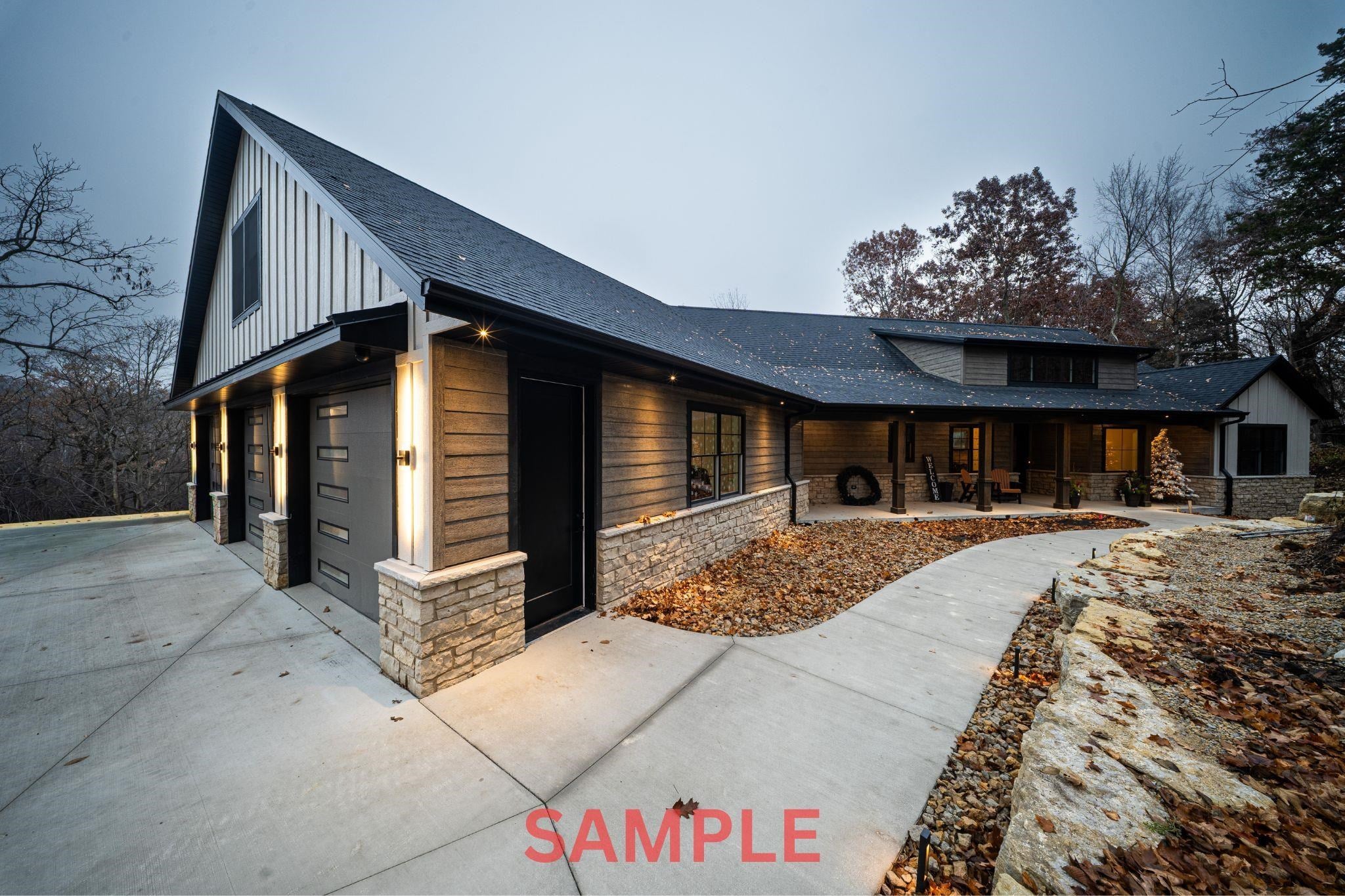 Dubuque, Iowa, 52002, United States, 5 Bedrooms Bedrooms, ,6 BathroomsBathrooms,Residential,Active,2006835