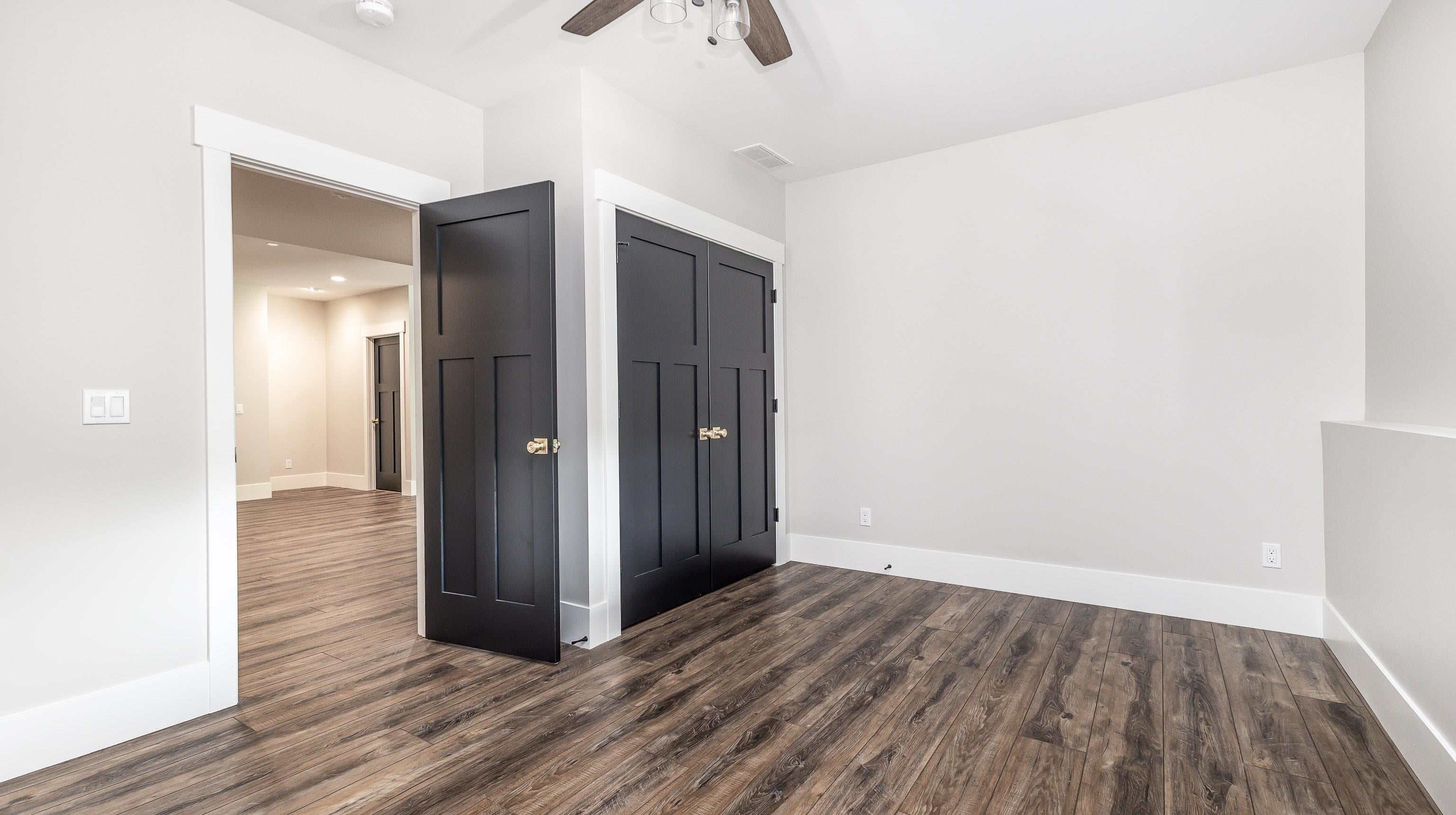 Dubuque, Iowa, 52003, United States, 4 Bedrooms Bedrooms, ,4 BathroomsBathrooms,Residential,Active,2017106