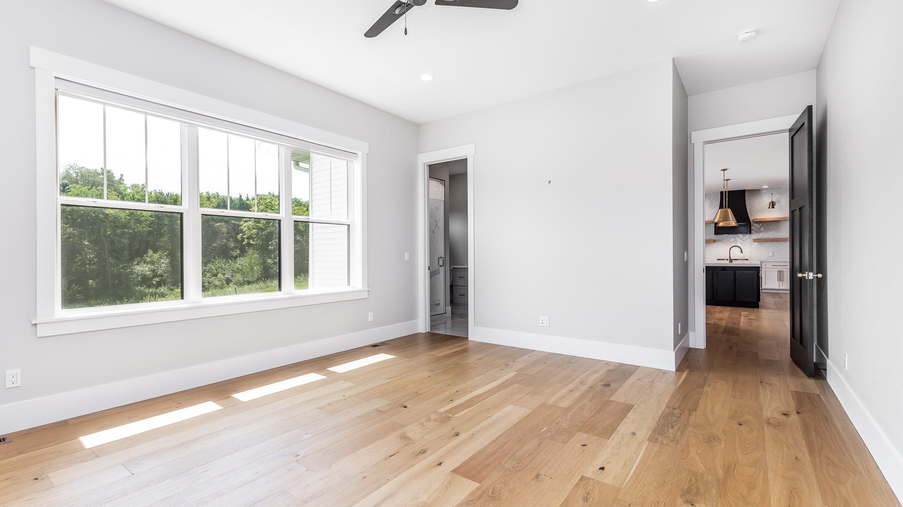 Dubuque, Iowa, 52003, United States, 4 Bedrooms Bedrooms, ,4 BathroomsBathrooms,Residential,Active,2017106