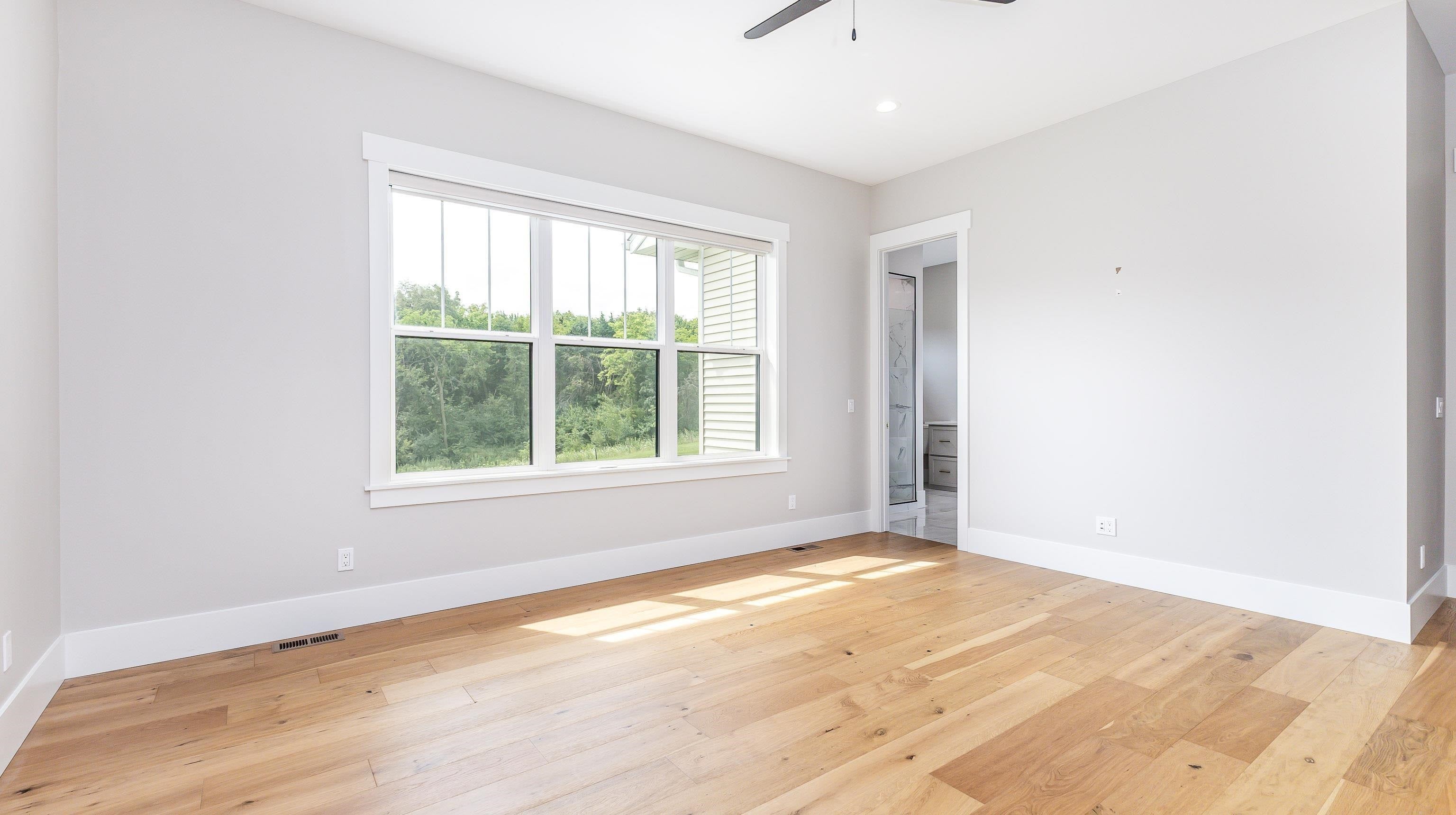 Dubuque, Iowa, 52003, United States, 4 Bedrooms Bedrooms, ,4 BathroomsBathrooms,Residential,Active,2017106