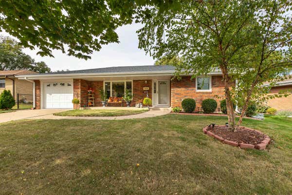 1609 WESTRIDGE DR, DUBUQUE, IA 52002 - Image 1