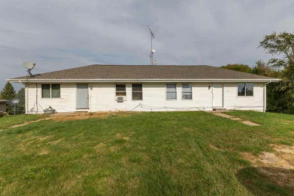 16792 CLAY HILL RD, DUBUQUE, IA 52002 - Image 1