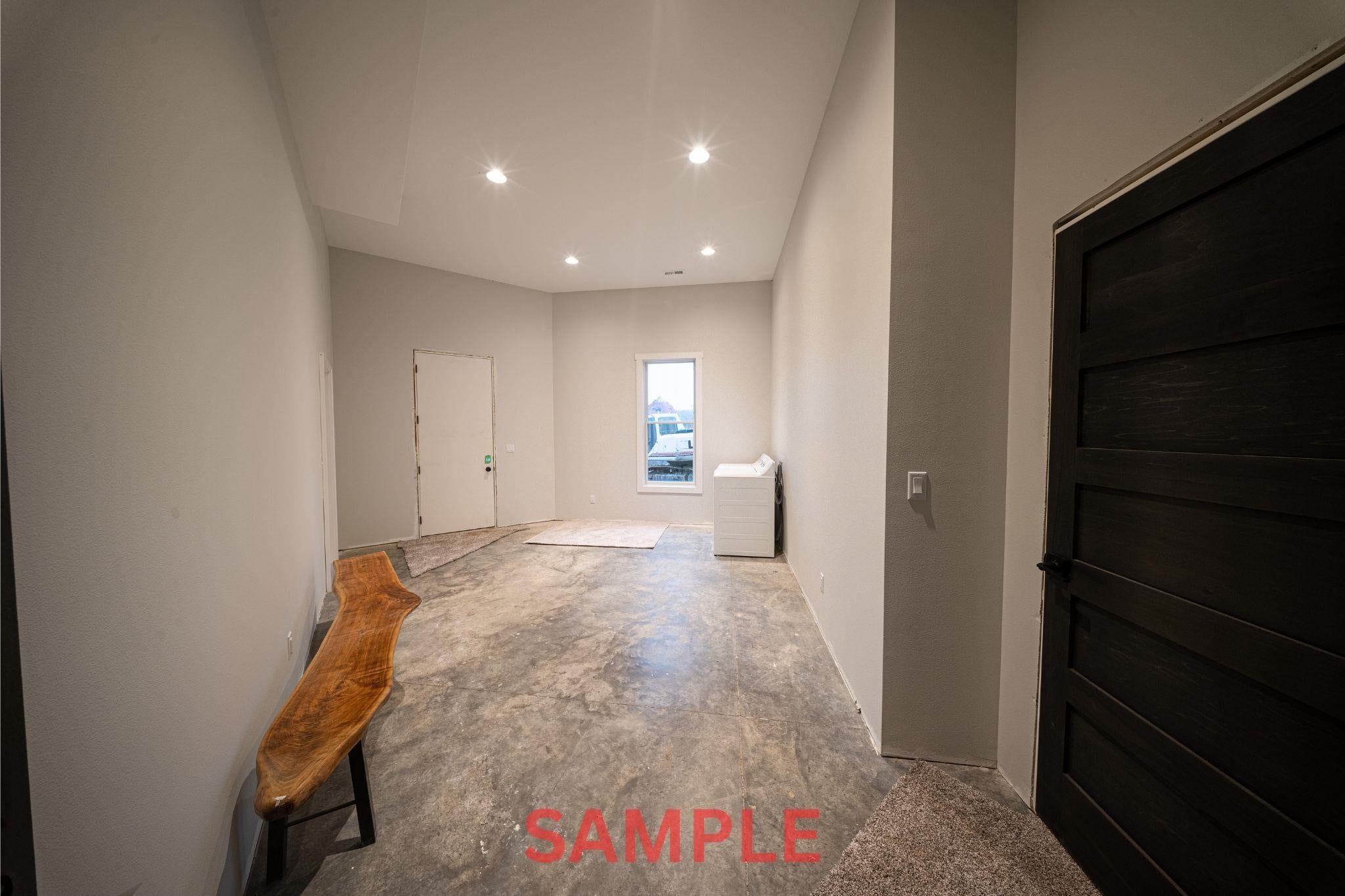 Dubuque, Iowa, 52002, United States, 5 Bedrooms Bedrooms, ,6 BathroomsBathrooms,Residential,Active,2006835