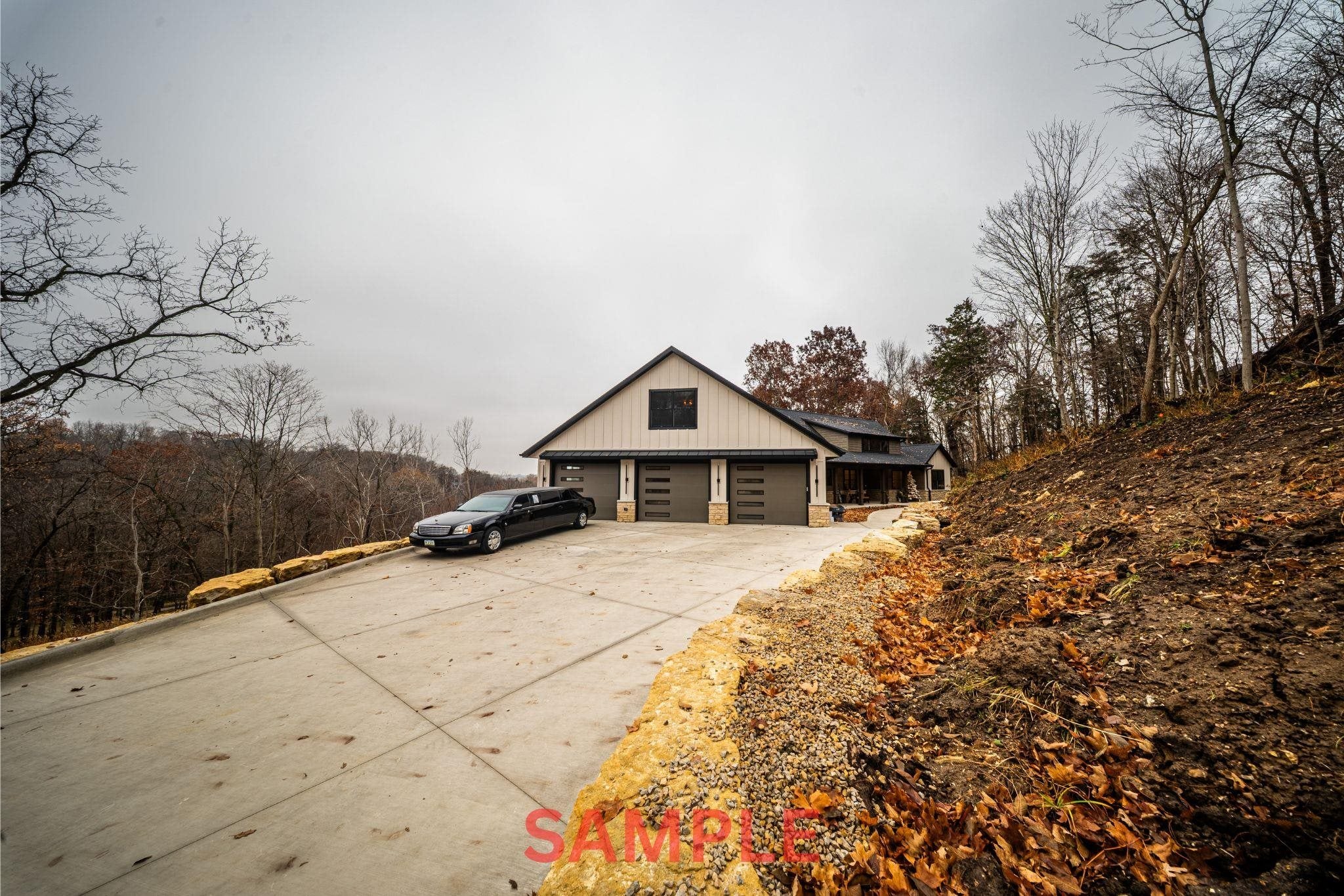 Dubuque, Iowa, 52002, United States, 5 Bedrooms Bedrooms, ,6 BathroomsBathrooms,Residential,Active,2006835 Dubuque, Iowa, 52002, United States, 5 Bedrooms Bedrooms, ,6 BathroomsBathrooms,Residential,Active,2006835