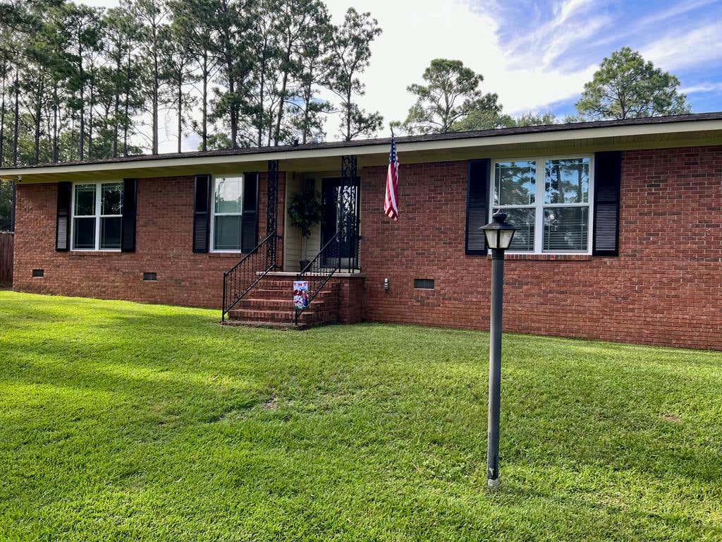 1709 REDBIRD TRL, DOUGLAS, GA 31533, photo 1 of 37