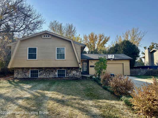 1557 W HIGH ST, DICKINSON, ND 58601 - Image 1